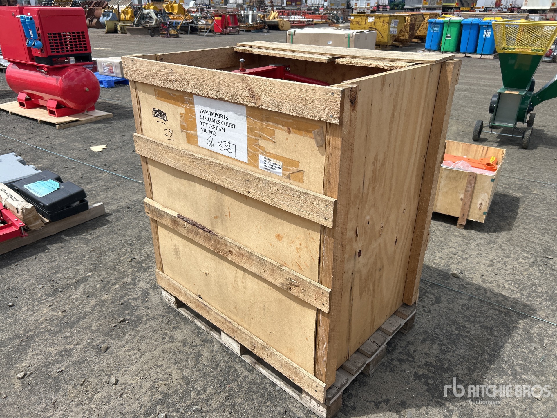 General Appearance with Picture, Right Rear Corner