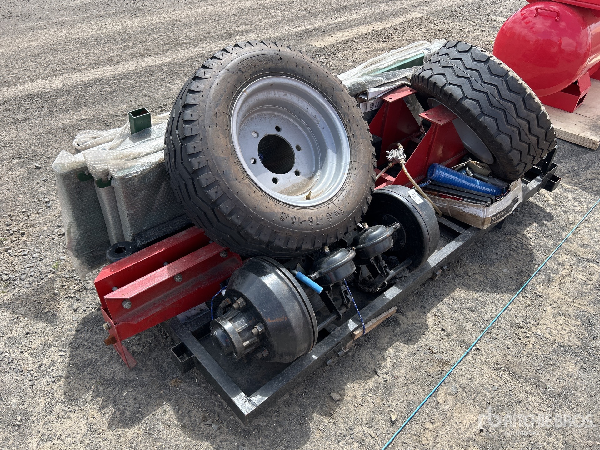 General Appearance with Picture, Right Front Corner