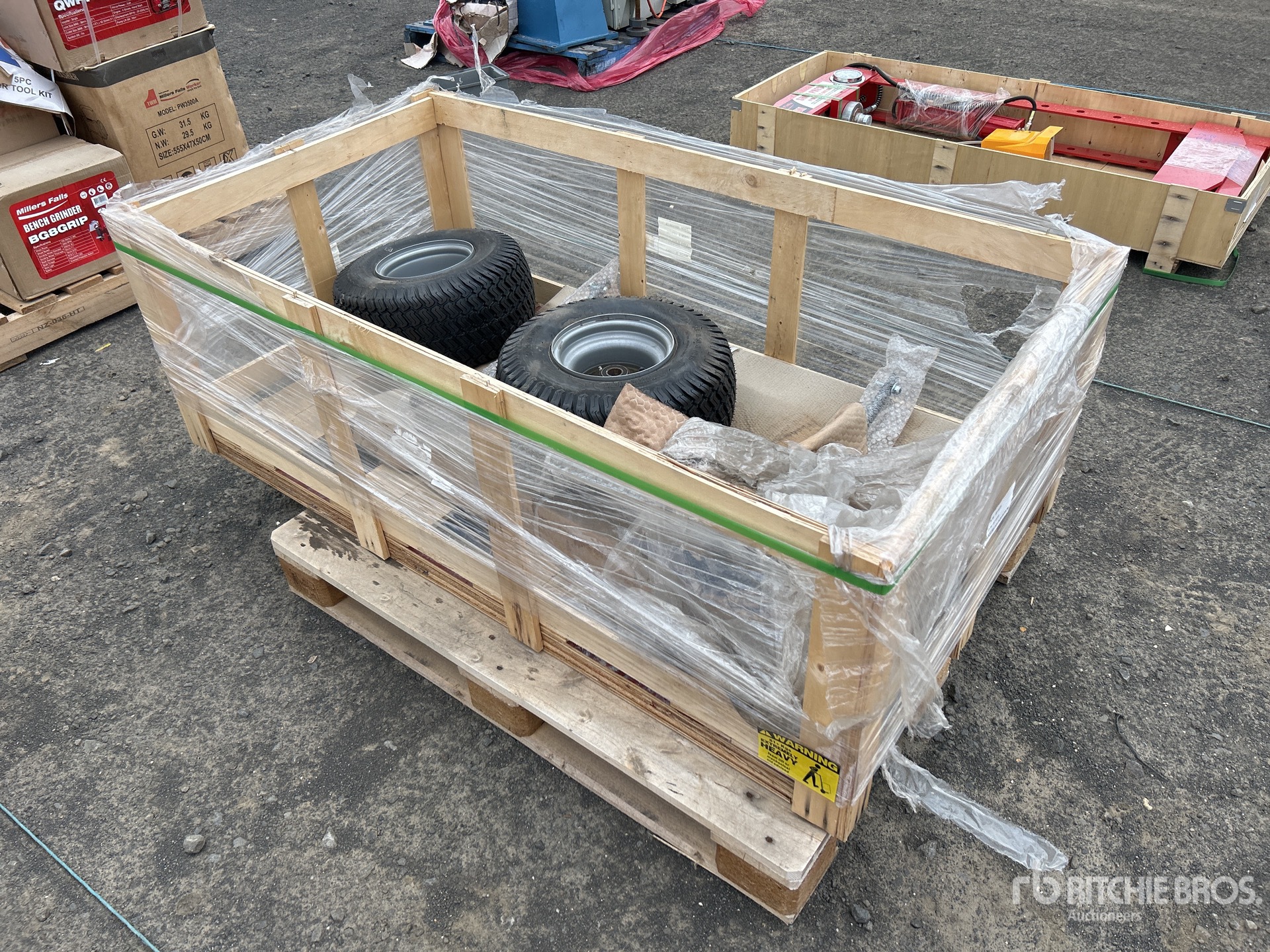 General Appearance with Picture, Right Rear Corner