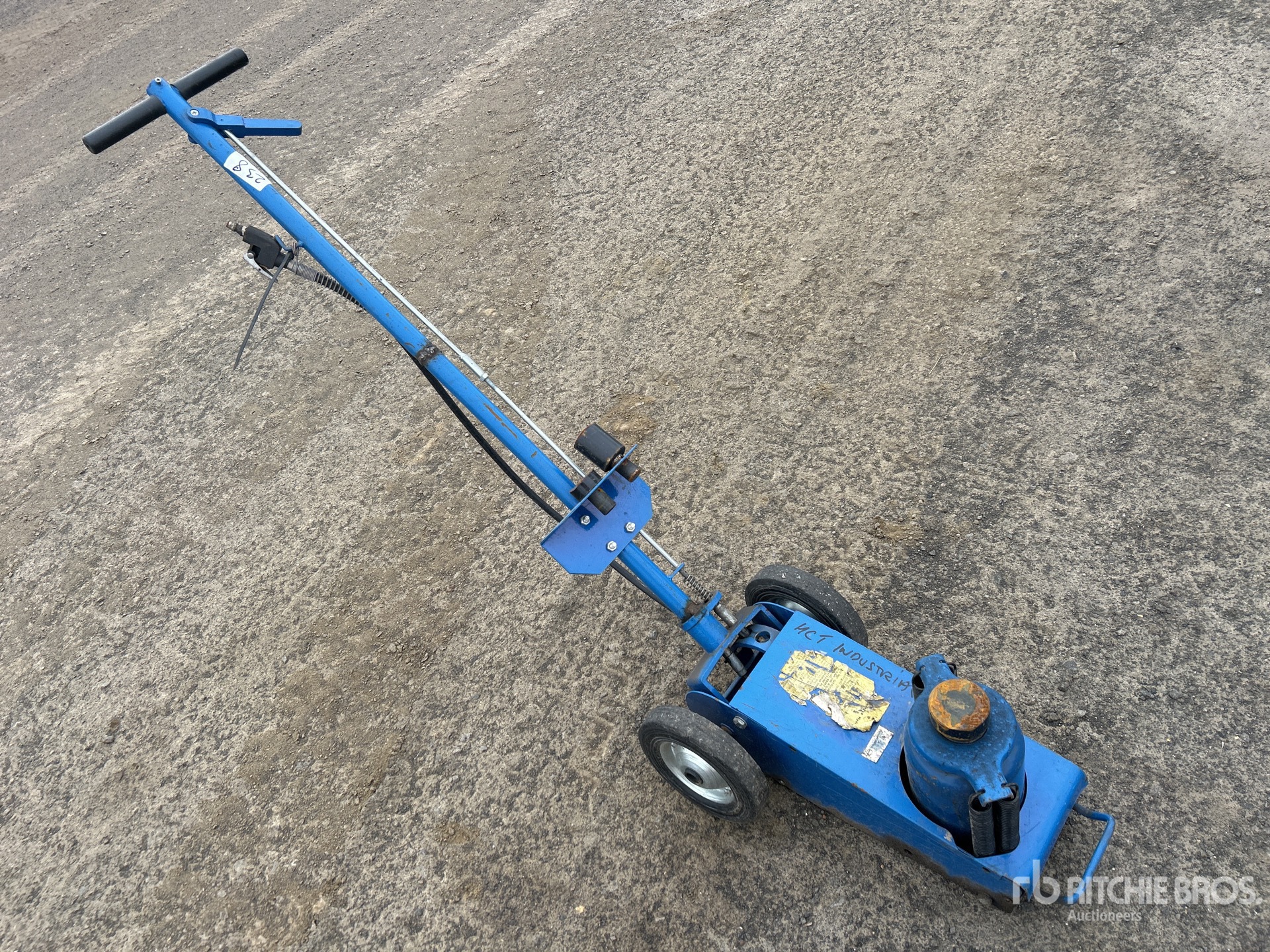 General Appearance with Foto, angolo anteriore destro