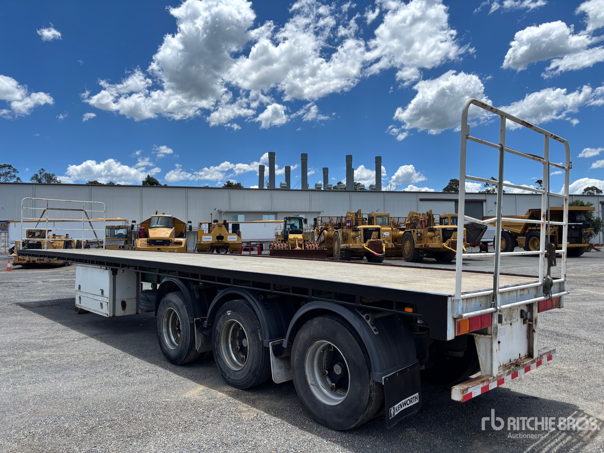 General Appearance with Image, coin arrière droit