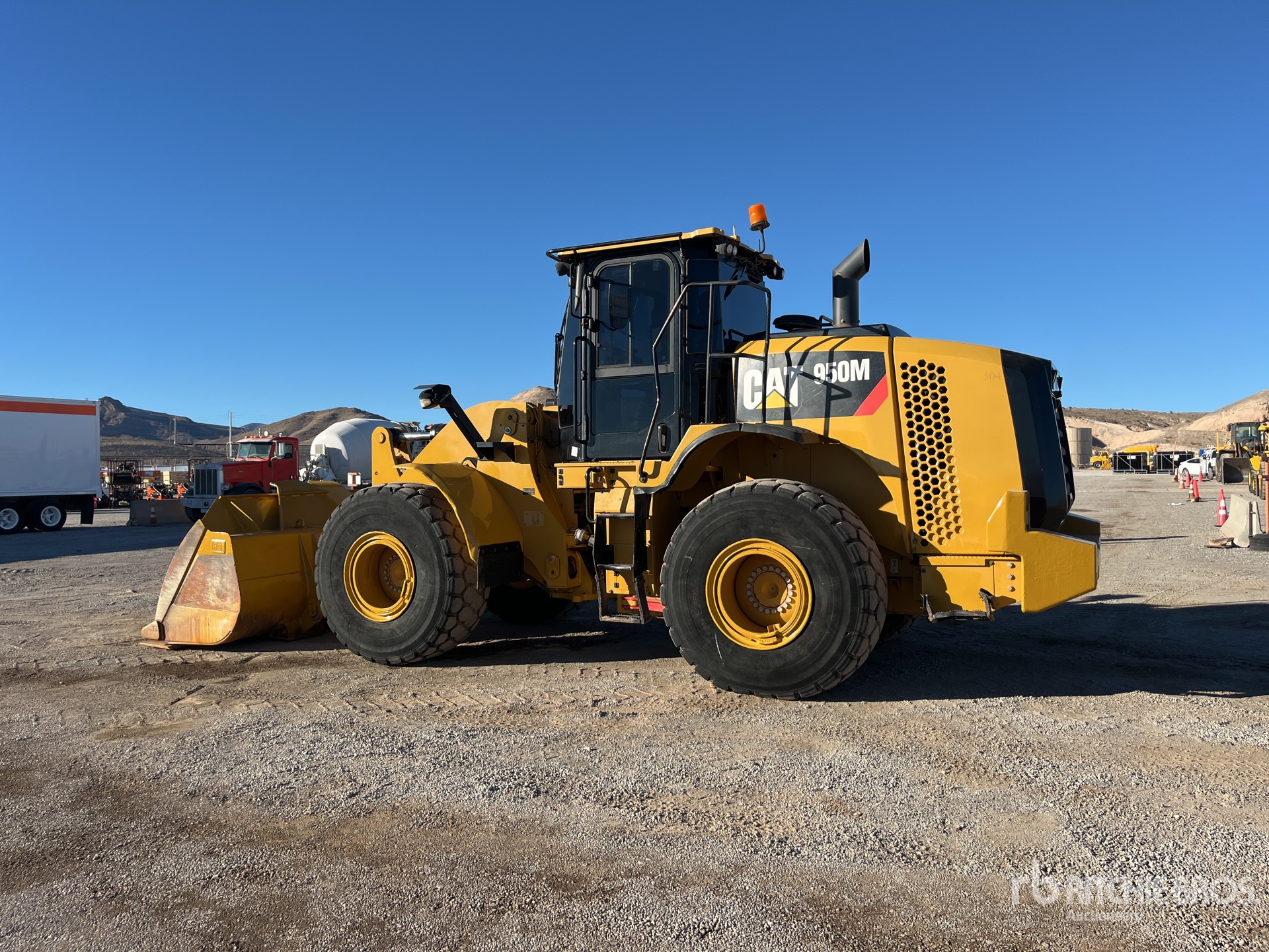 Aspect général with Image, coin arrière gauche