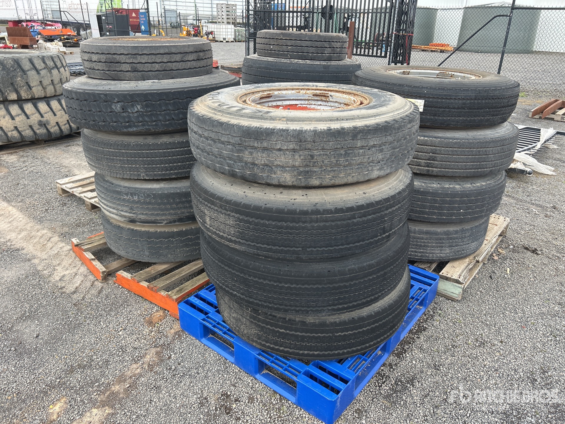 General Appearance with Image, coin arrière gauche