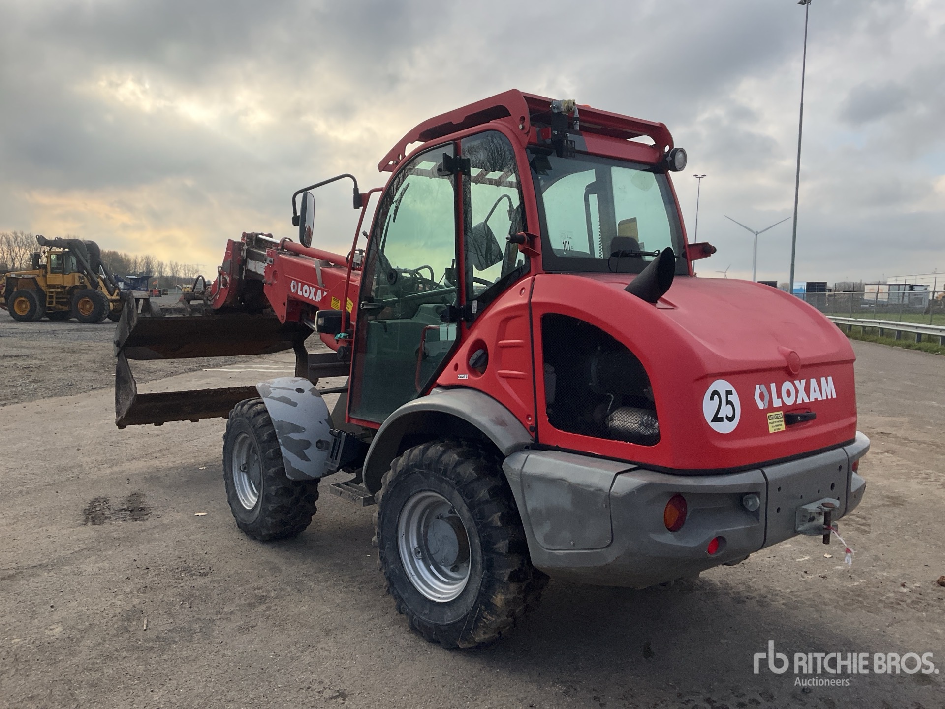 General Appearance with Picture, Left Rear Corner