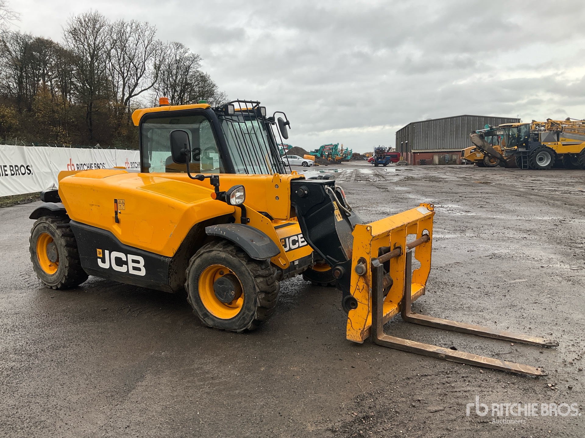 General Appearance with Picture, Right Front Corner