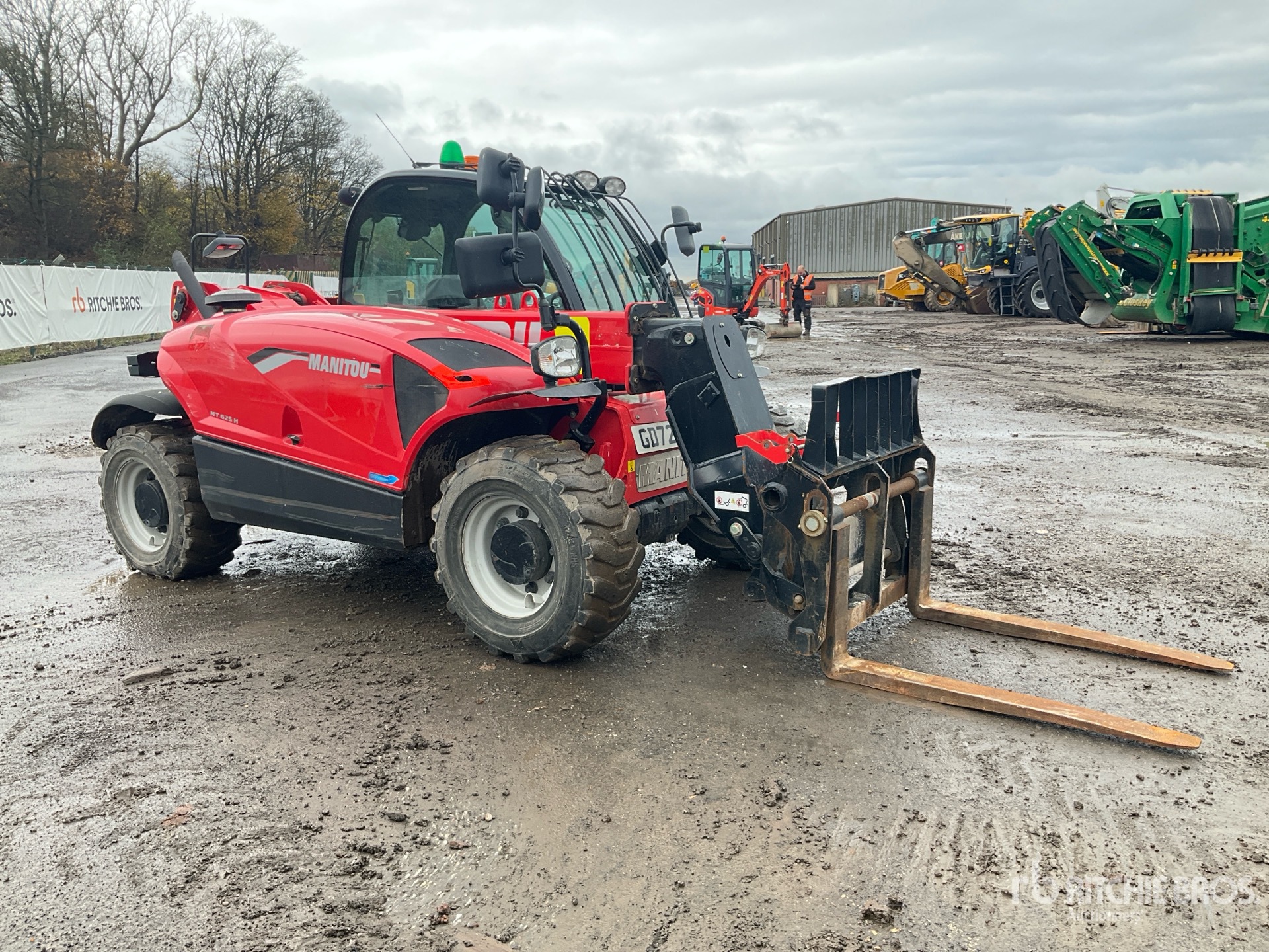 General Appearance with Picture, Right Front Corner