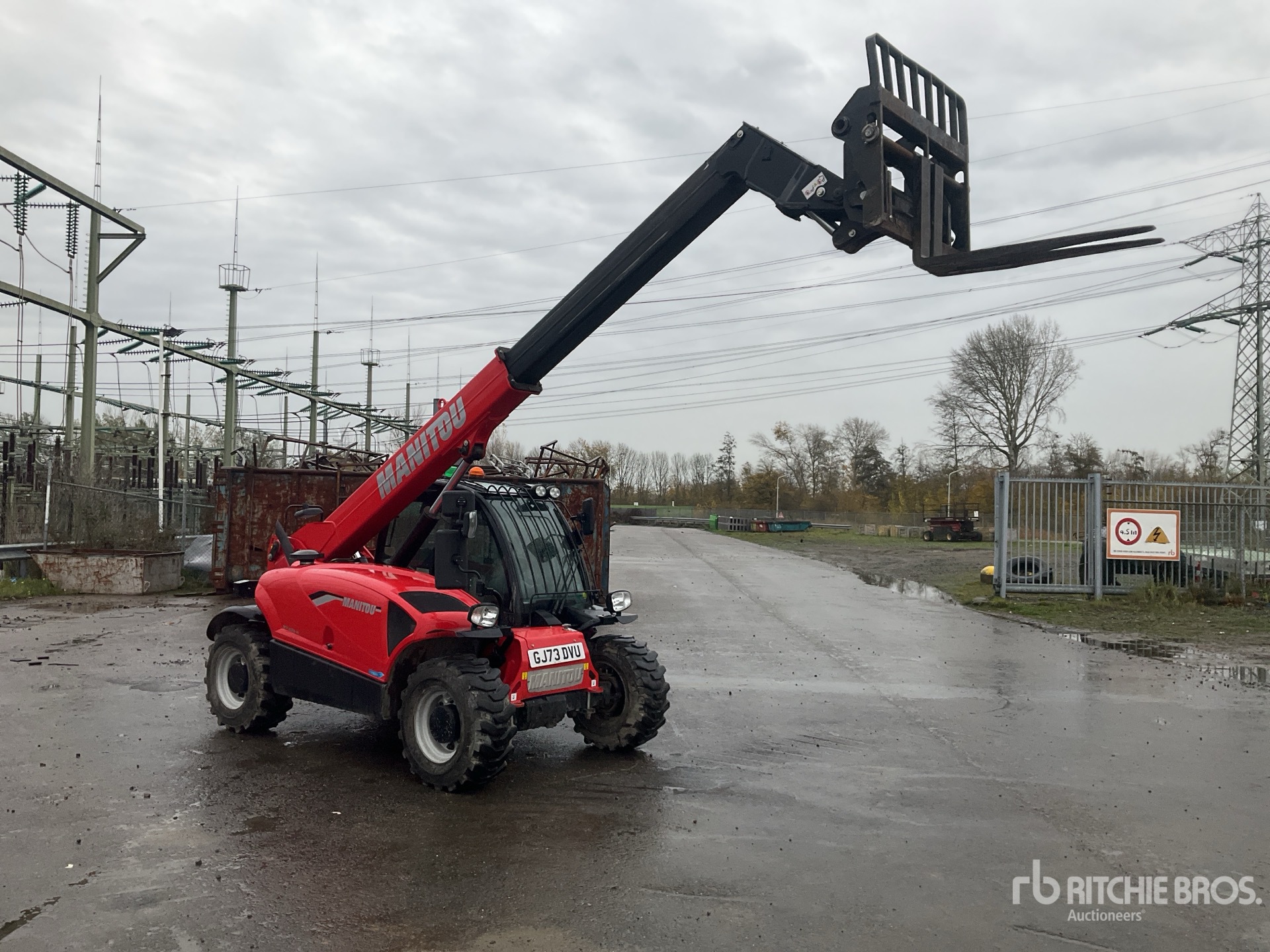 General Appearance with Picture, Right Front Corner