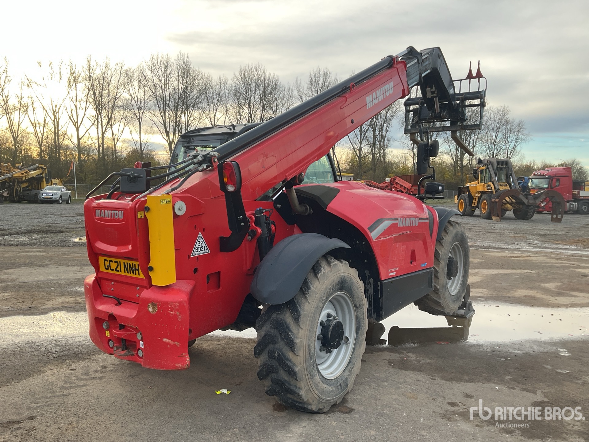 General Appearance with Imagen: esquina trasera derecha