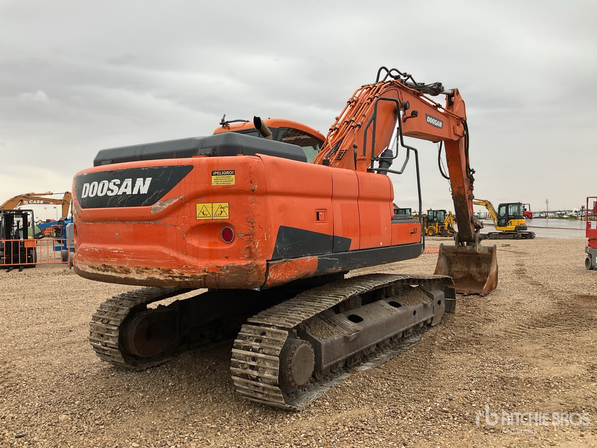 General Appearance with Imagen: esquina trasera derecha