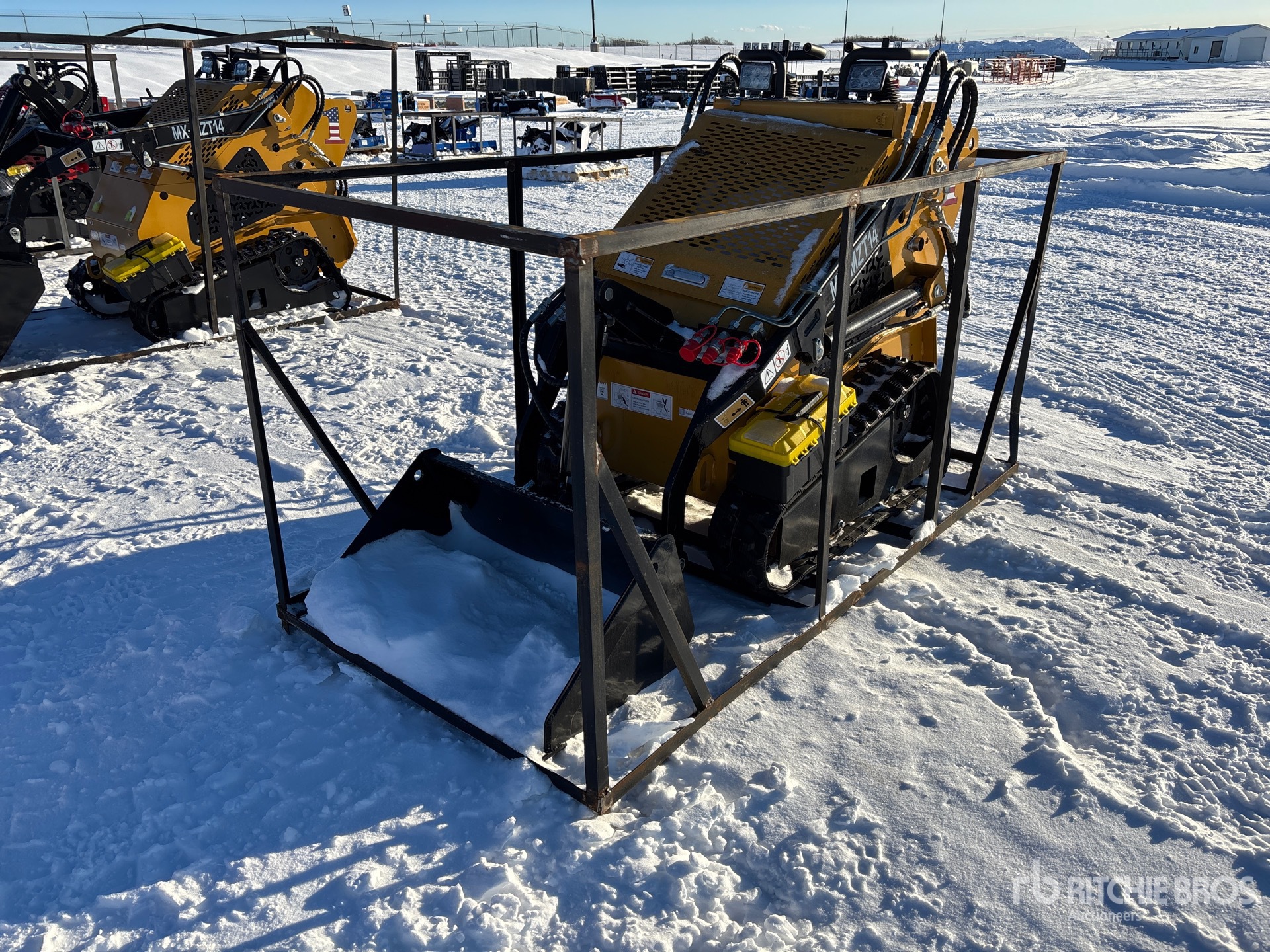 General Appearance with Foto, angolo anteriore sinistro