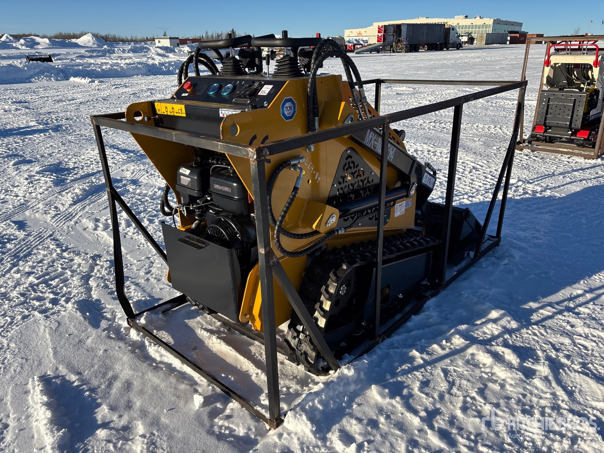 General Appearance with Foto, angolo anteriore sinistro