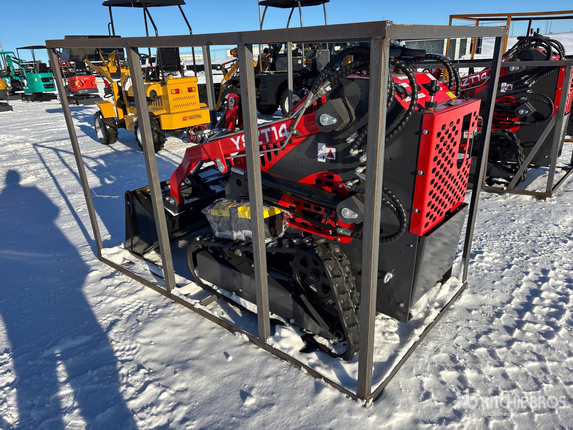 General Appearance with Foto, angolo posteriore sinistro