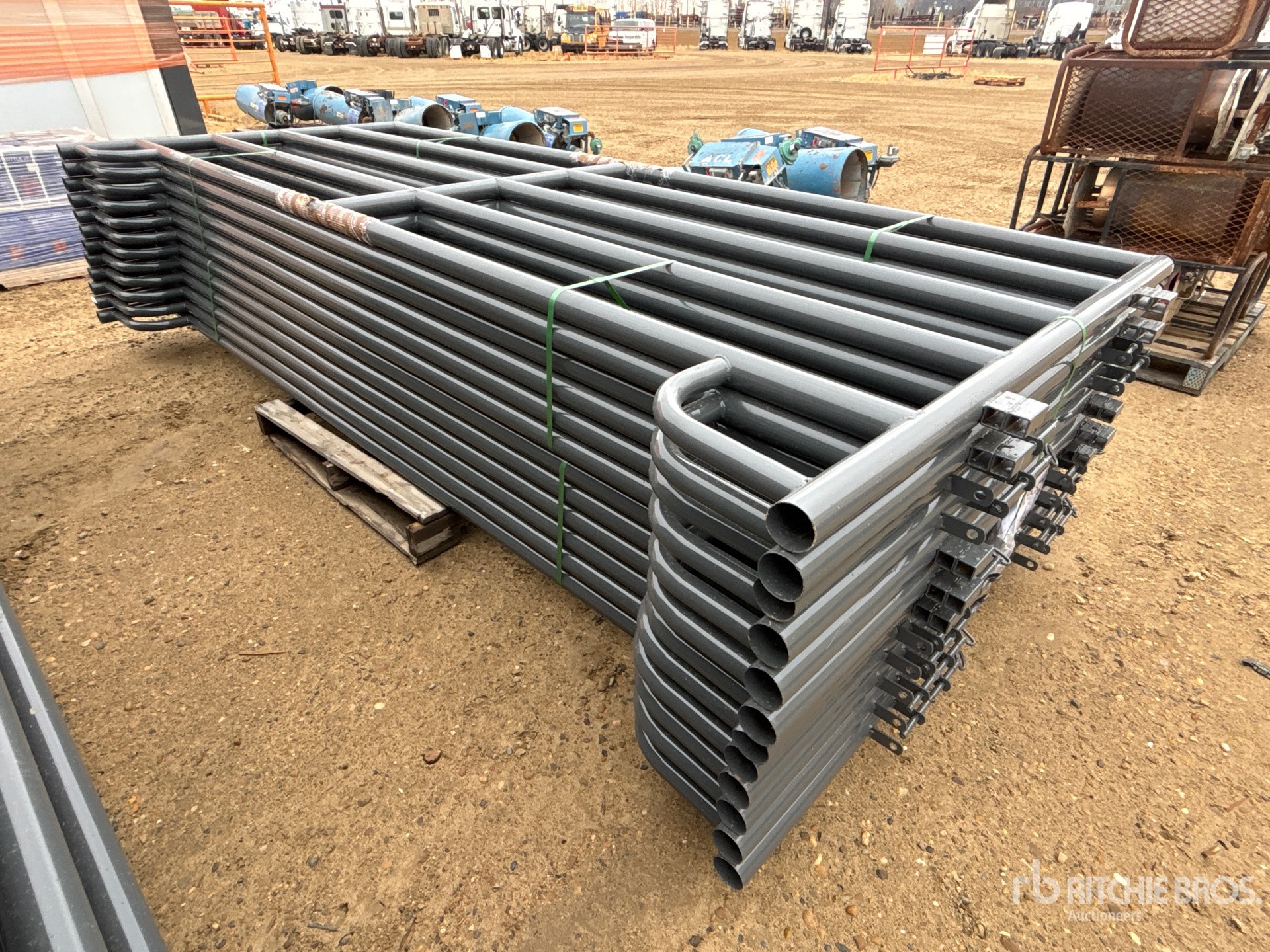 General Appearance with Bild, Ecke vorne links