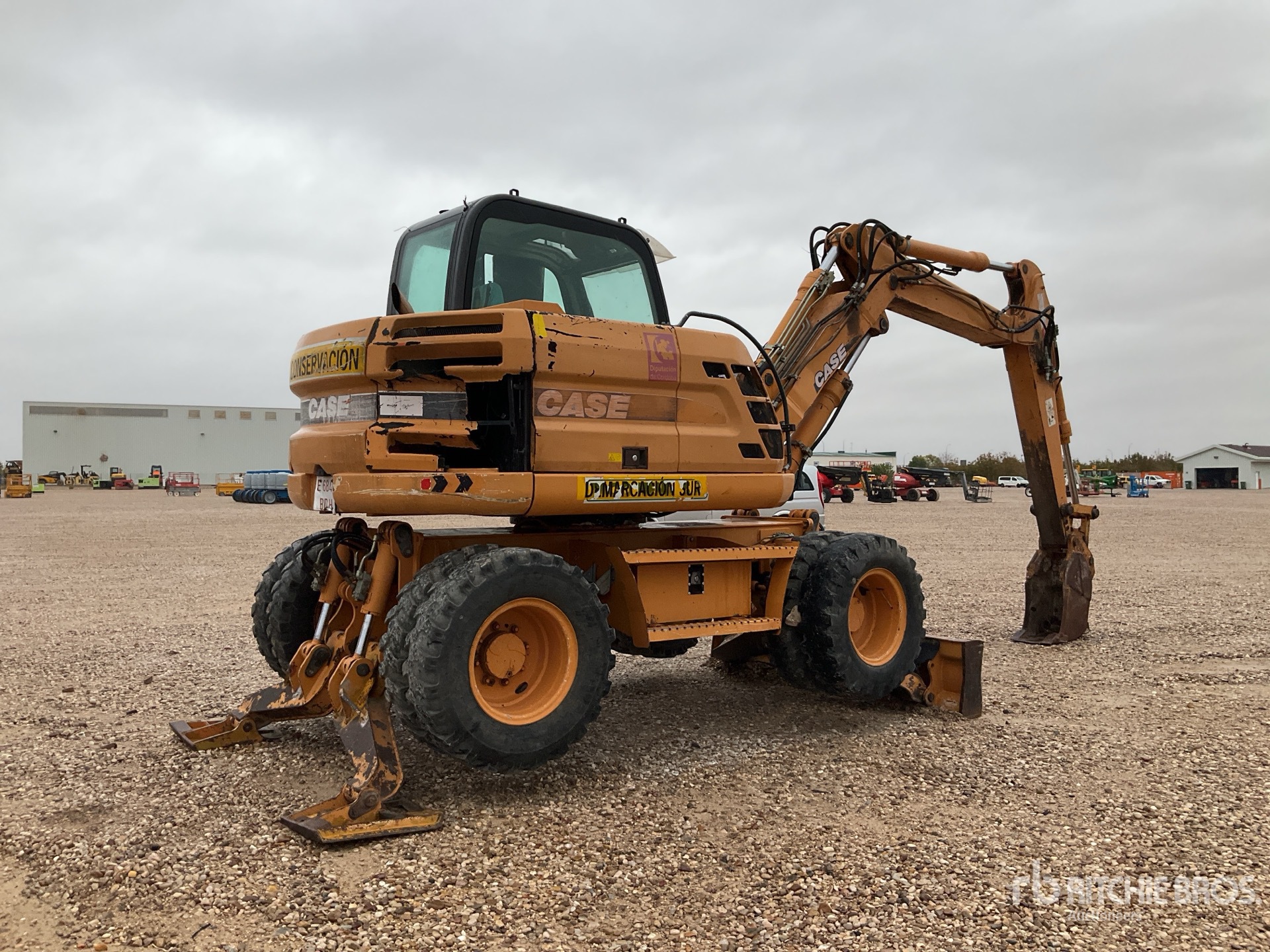 General Appearance with Imagen: esquina trasera derecha