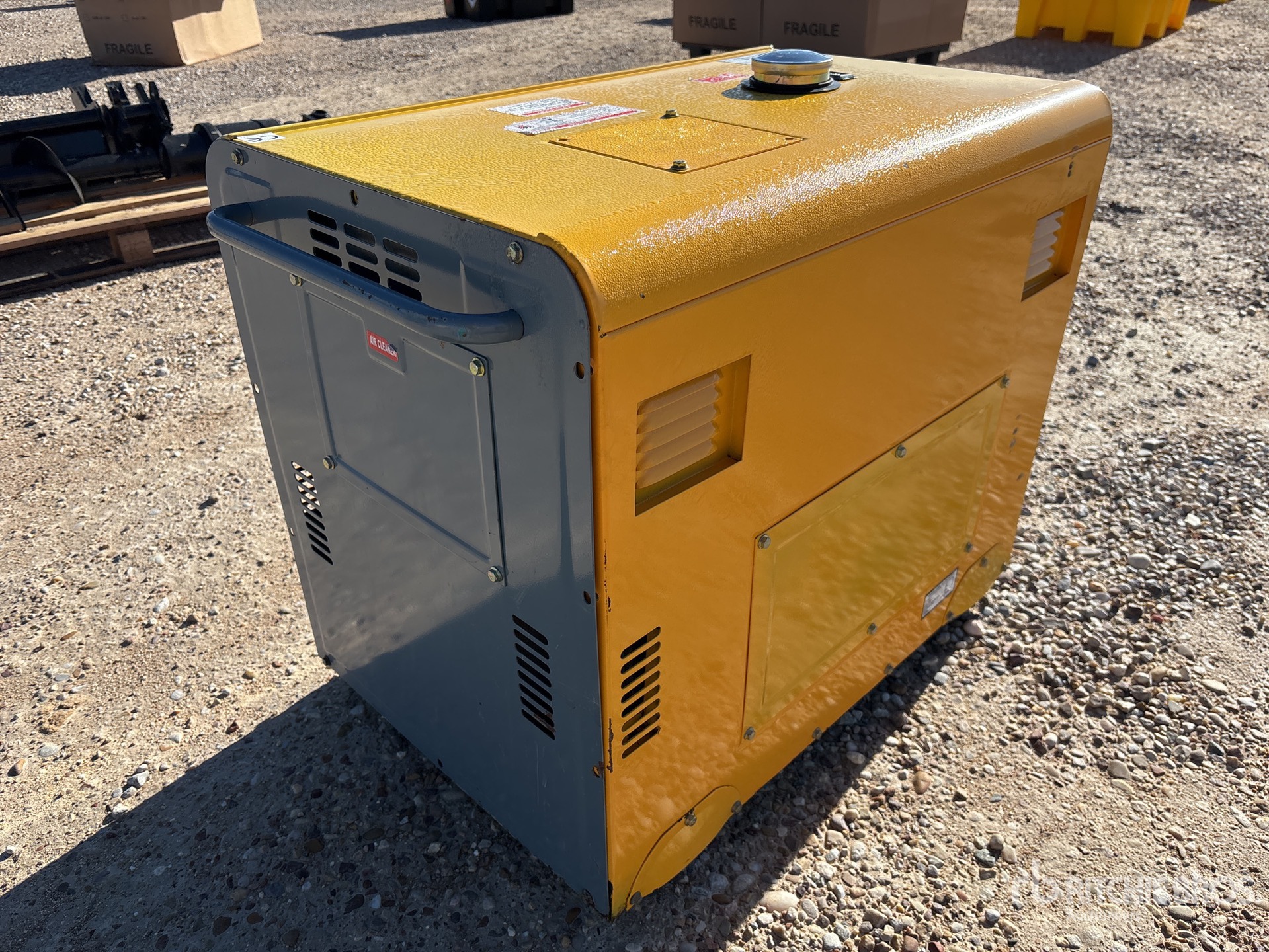 General Appearance with Picture, Right Rear Corner