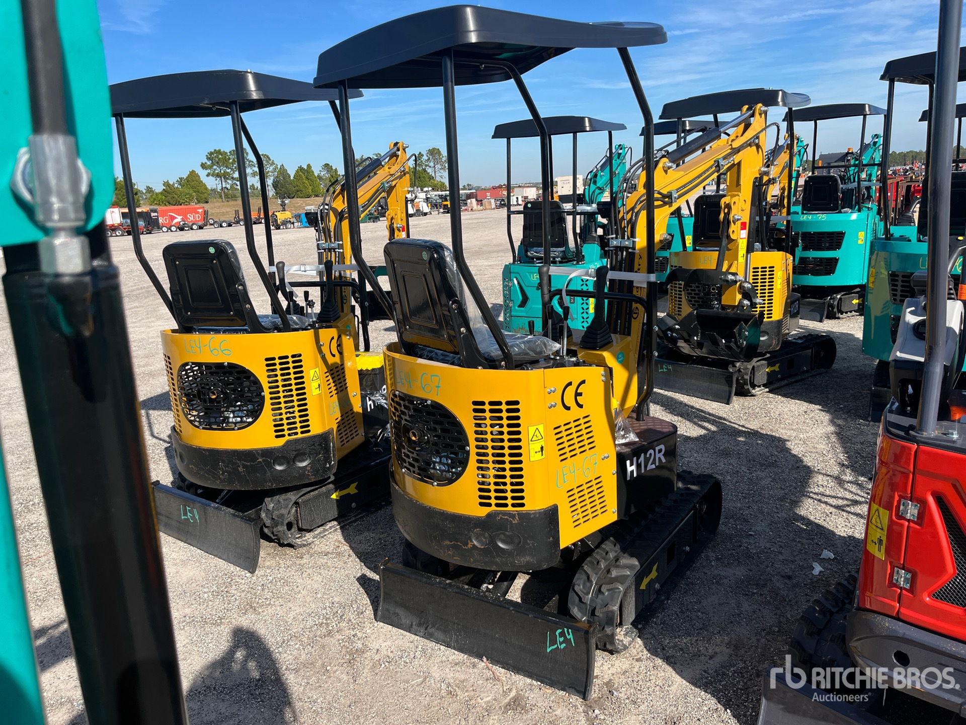 General Appearance with Picture, Right Rear Corner