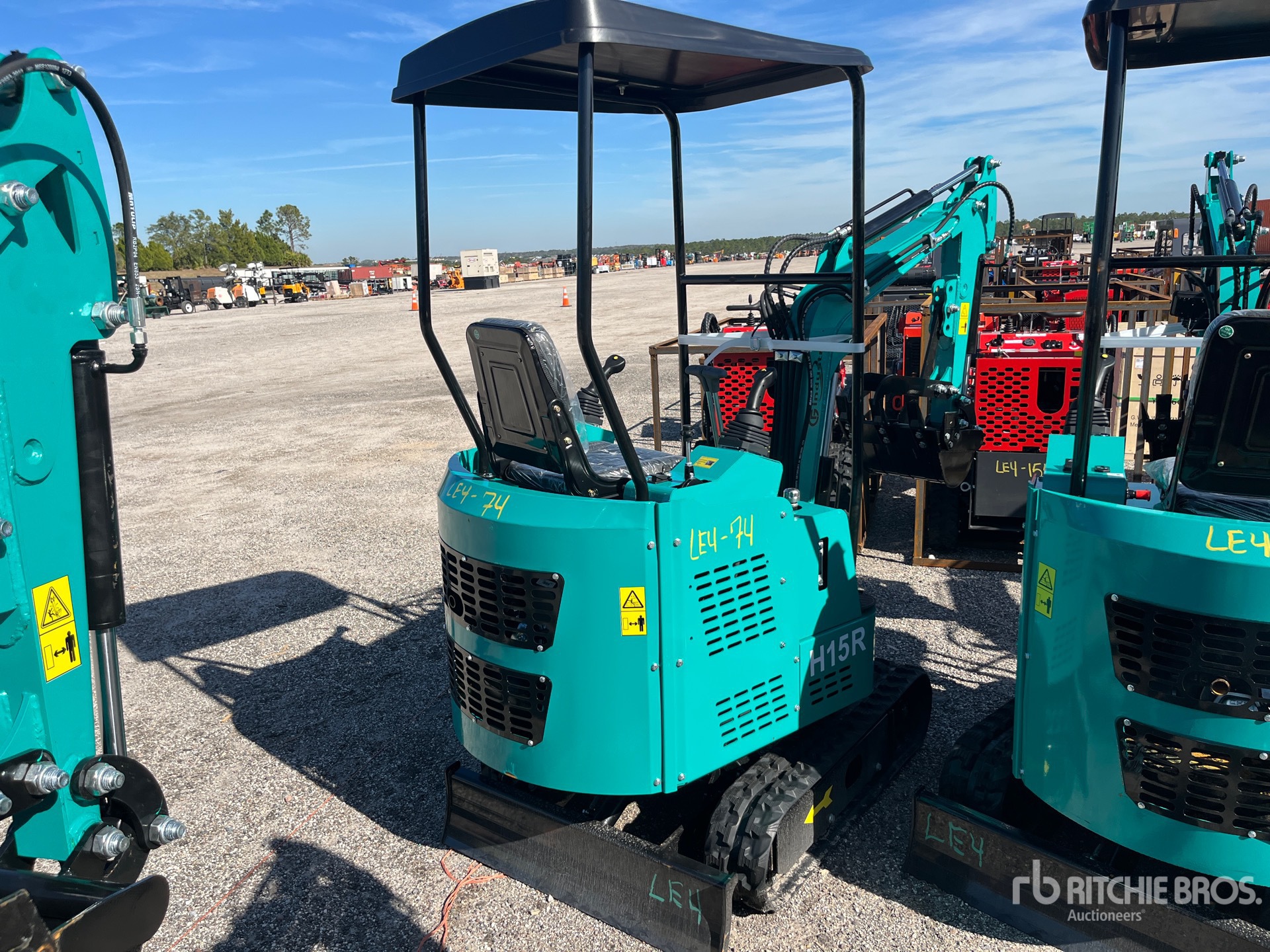 General Appearance with Picture, Right Rear Corner