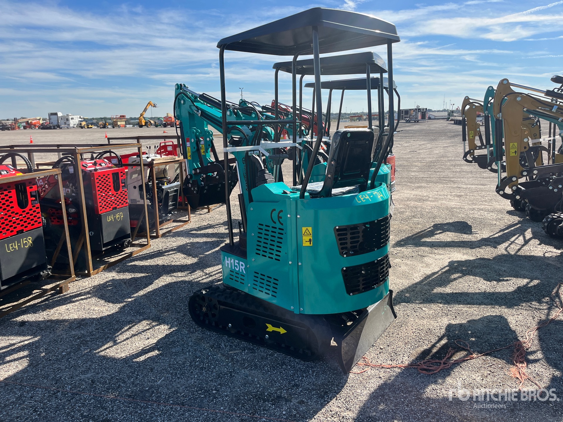 General Appearance with Picture, Left Rear Corner