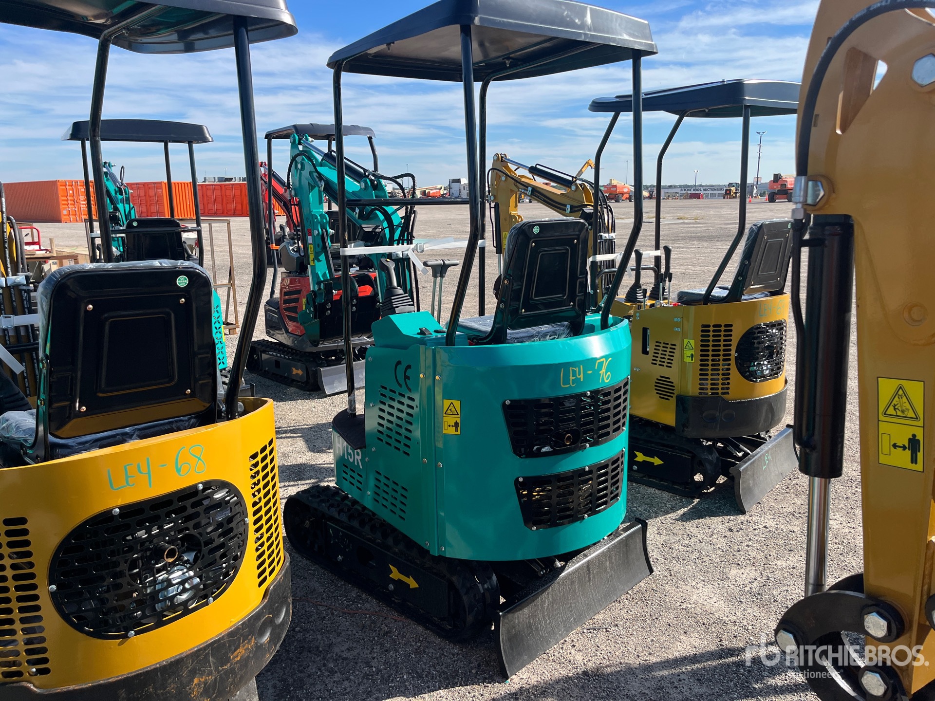 General Appearance with Picture, Left Rear Corner