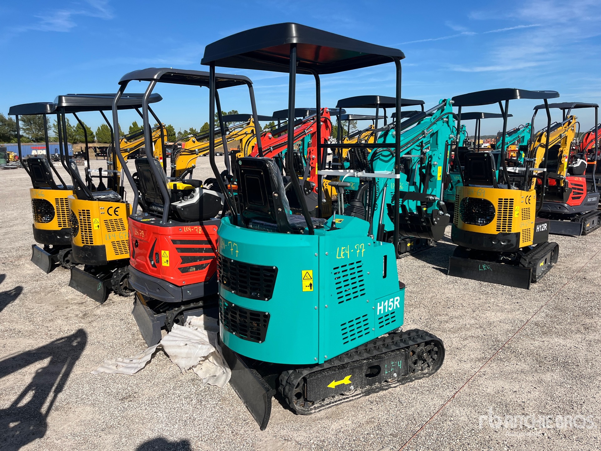 General Appearance with Picture, Right Rear Corner