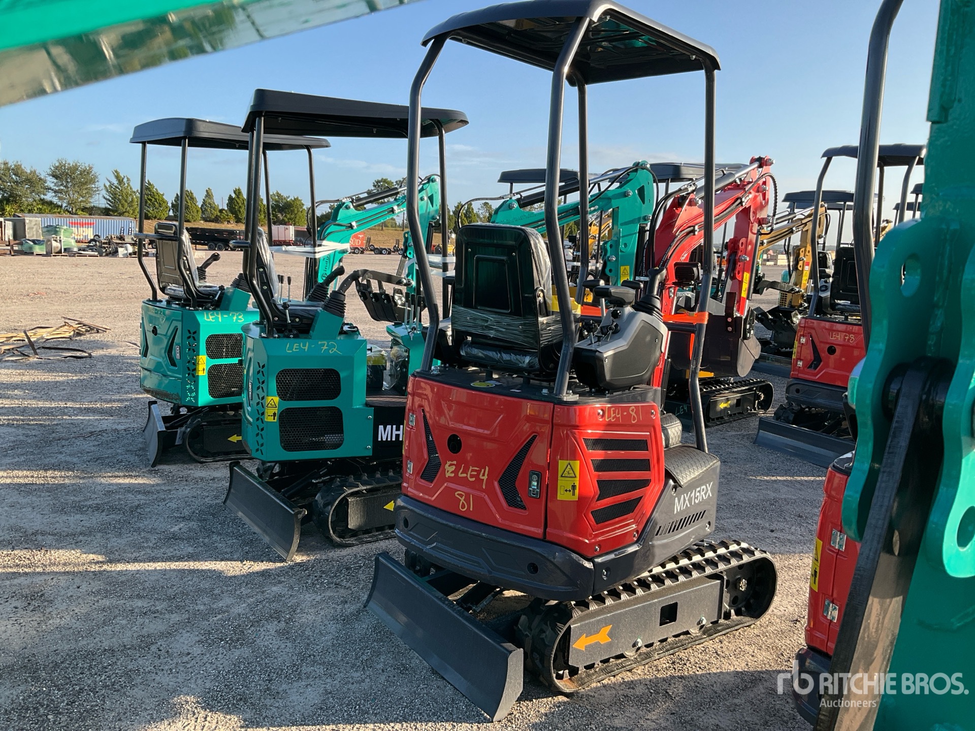 General Appearance with Picture, Right Rear Corner