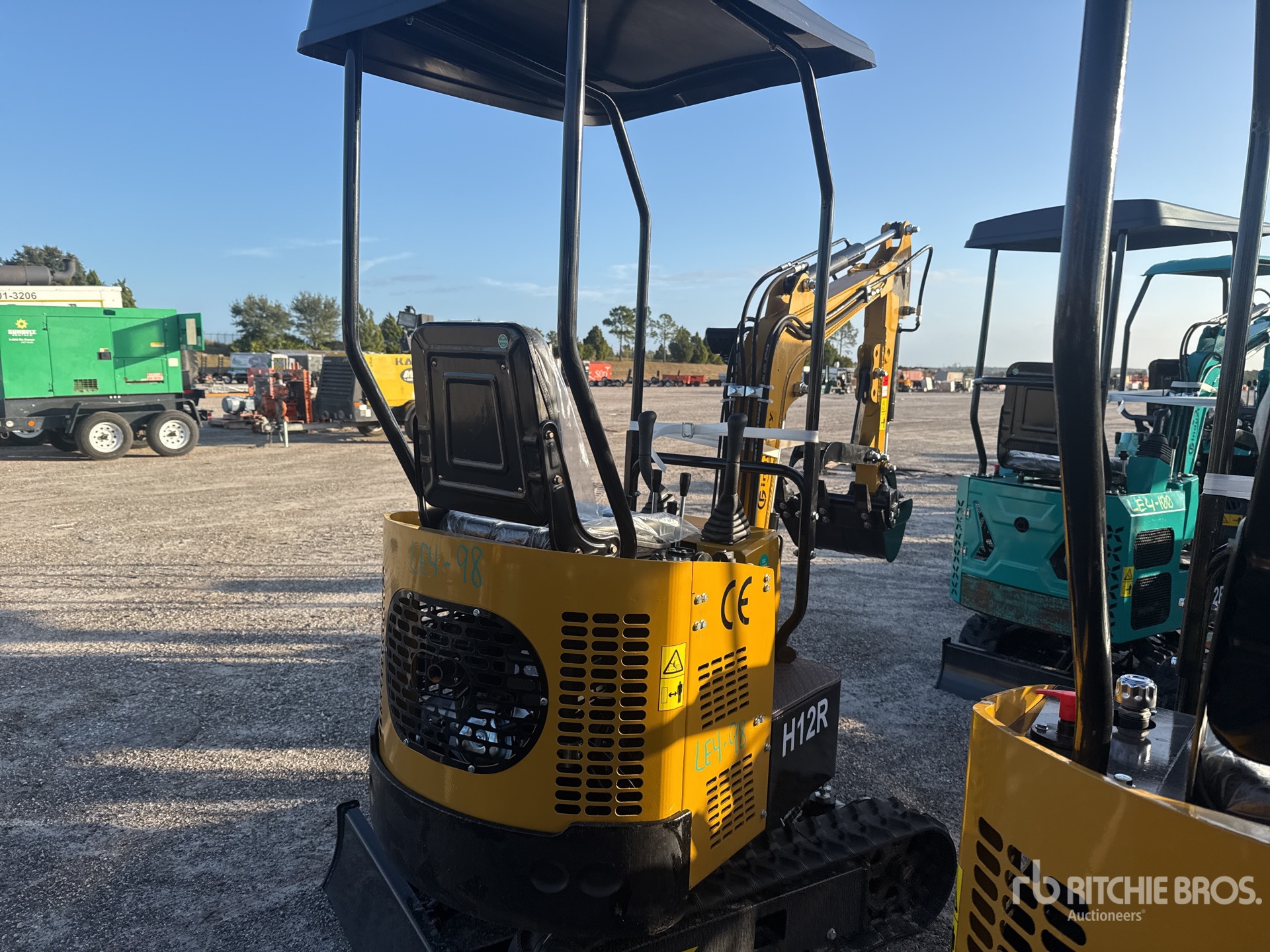 General Appearance with Picture, Right Rear Corner