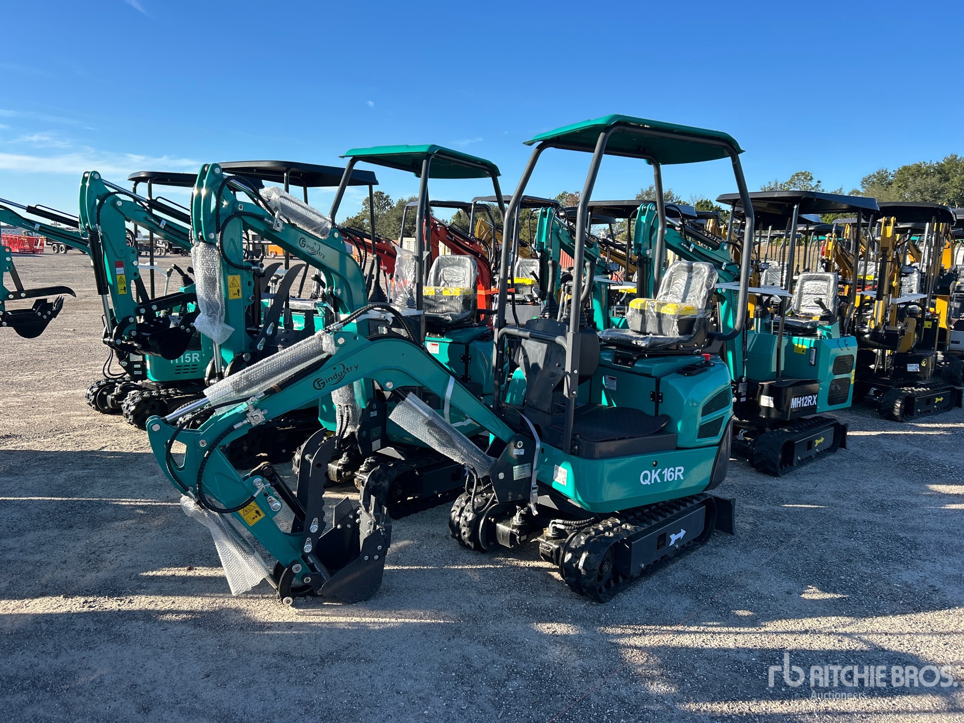 General Appearance with Bild, Ecke vorne links