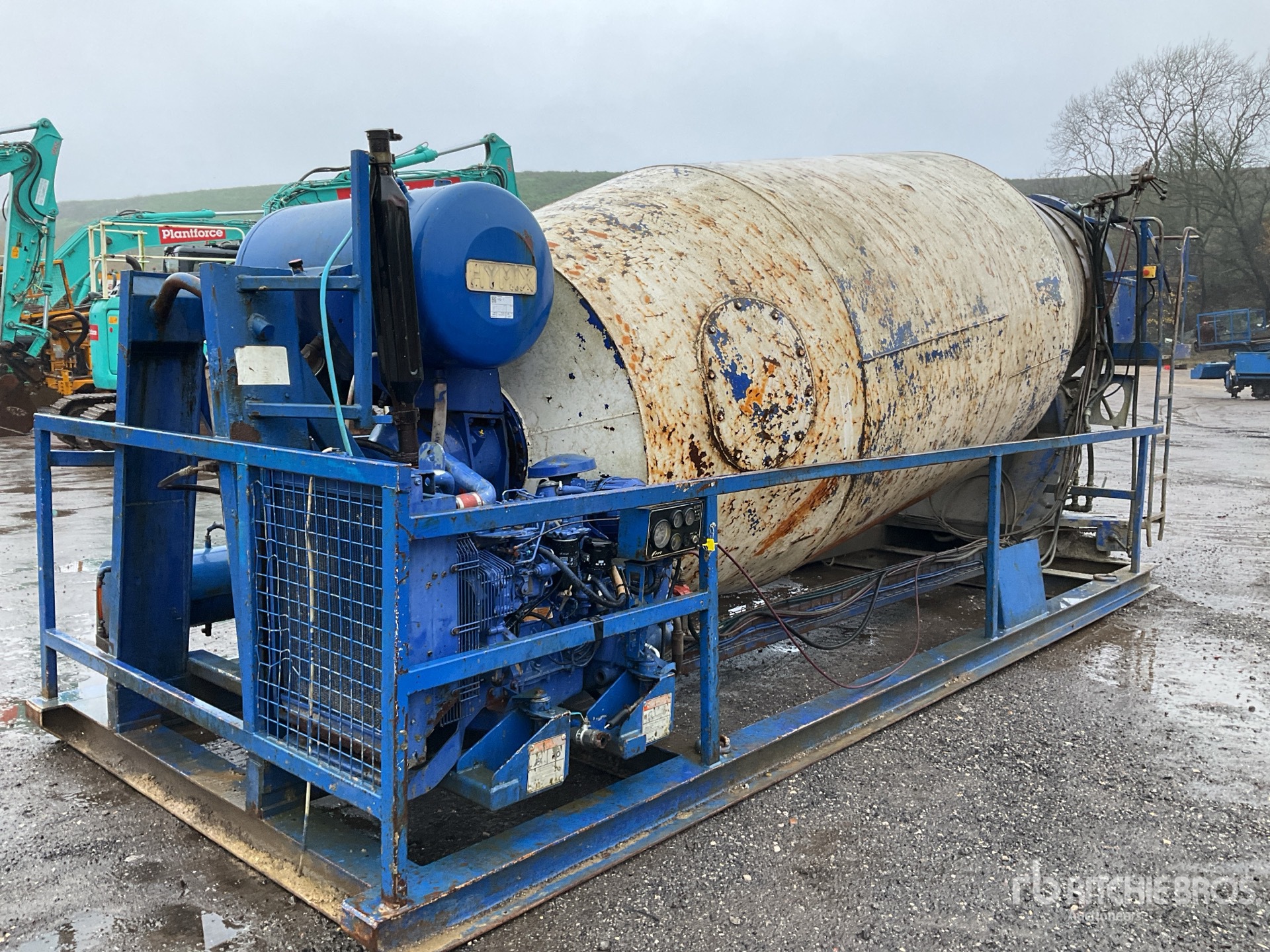 General Appearance with Featured Photo