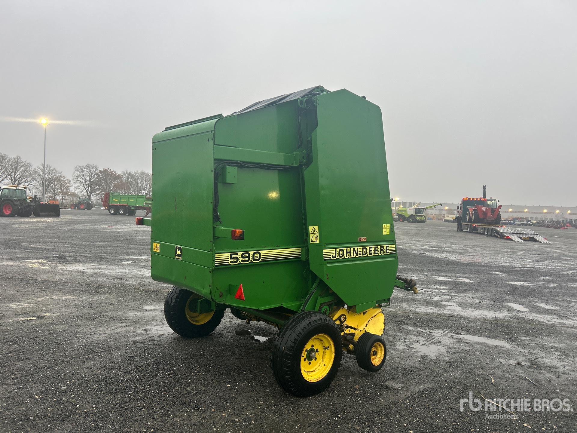 General Appearance with Picture, Right Rear Corner