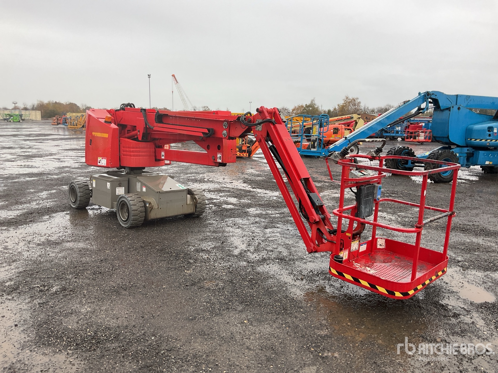 General Appearance with Picture, Right Front Corner