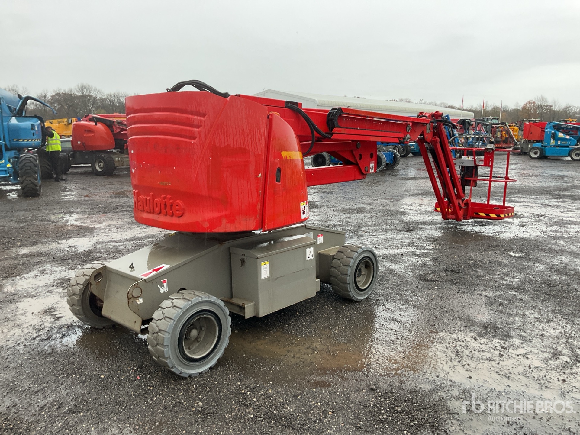 General Appearance with Picture, Right Rear Corner