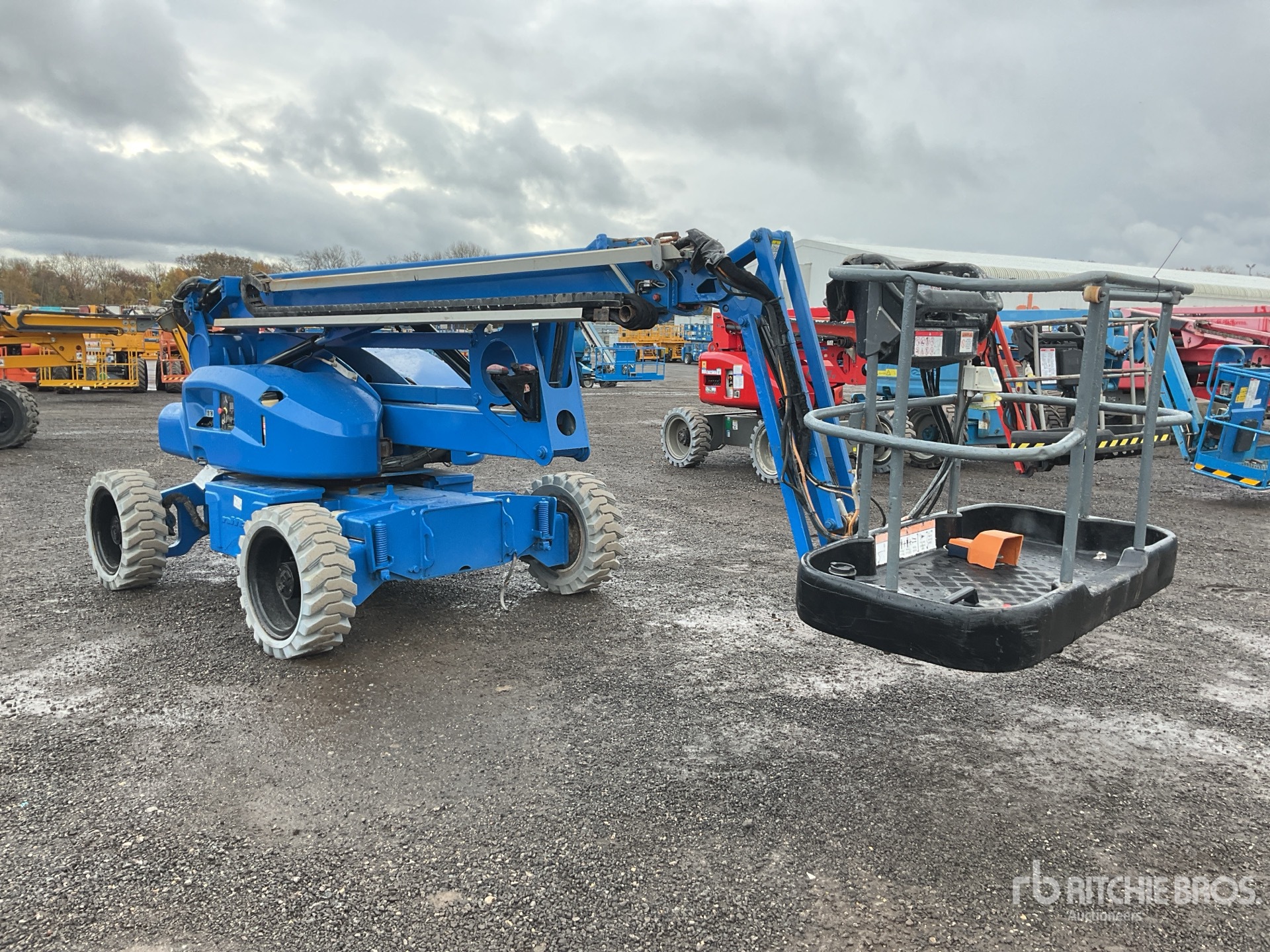 General Appearance with Imagen: esquina delantera derecha