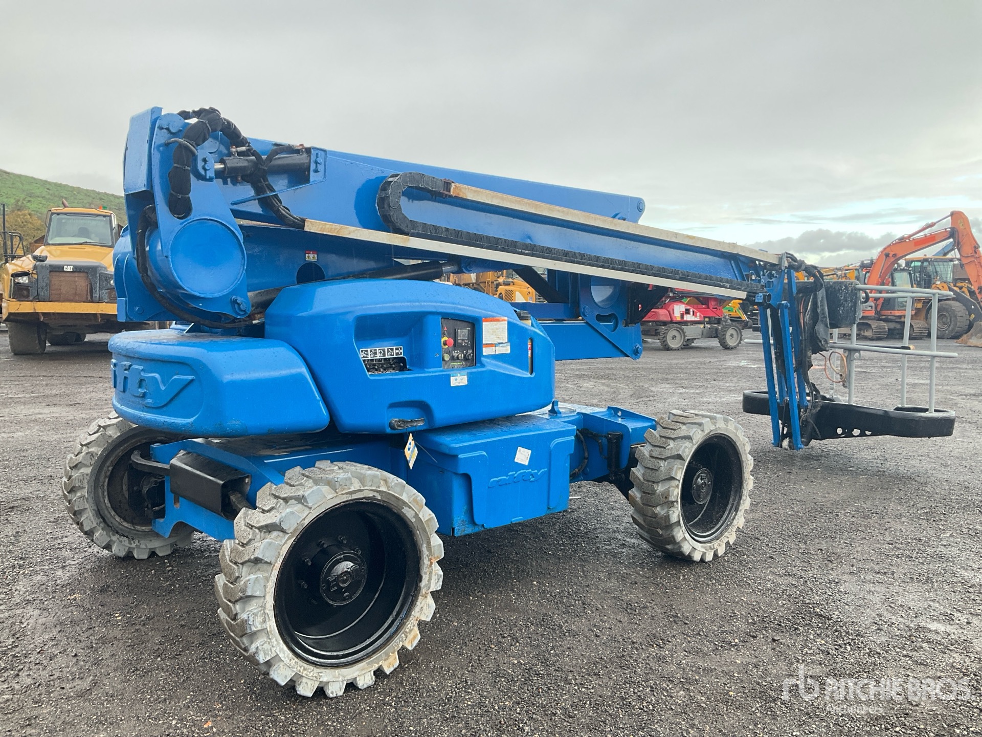 General Appearance with Picture, Right Rear Corner