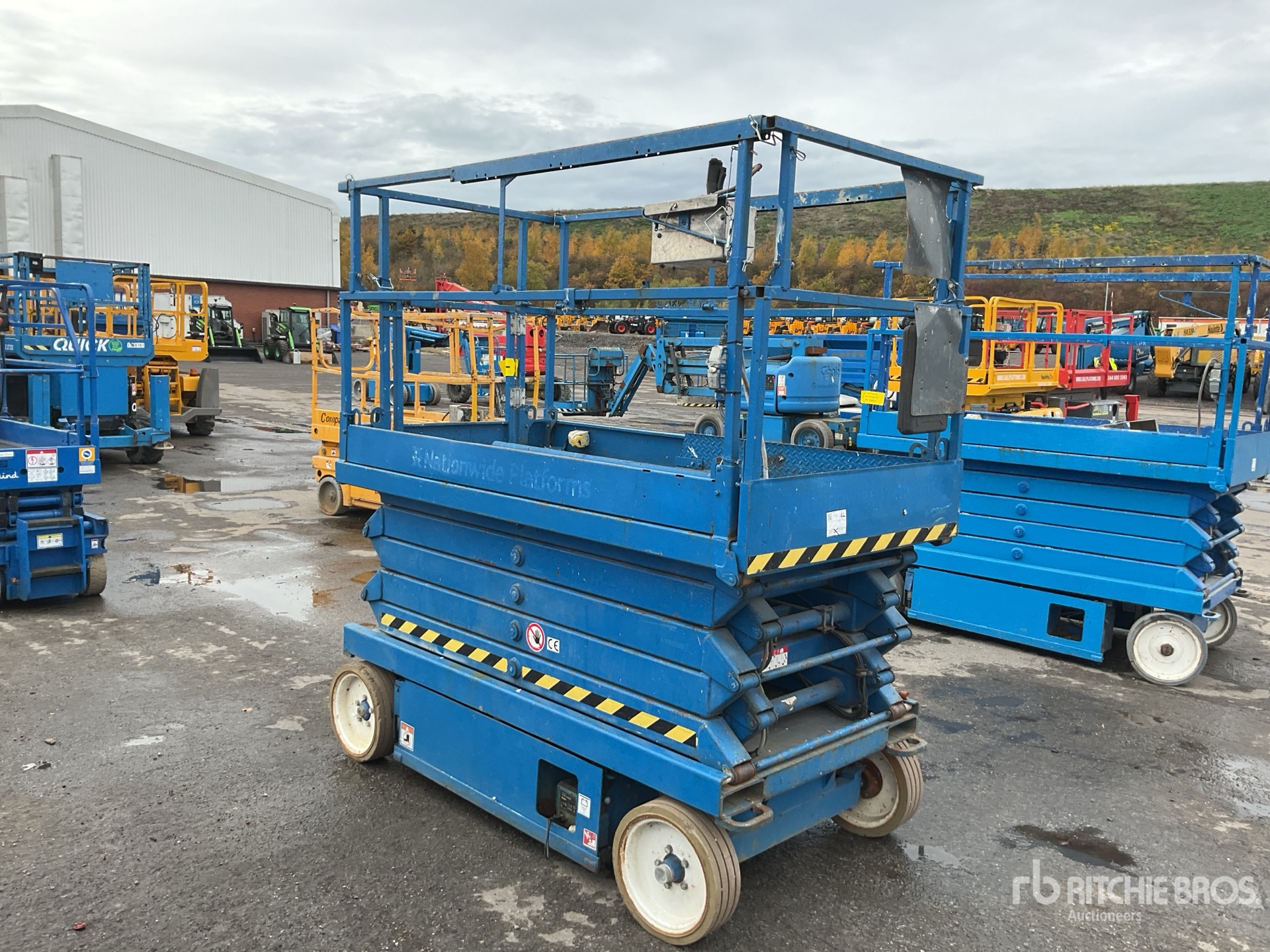 General Appearance with Foto, angolo anteriore destro