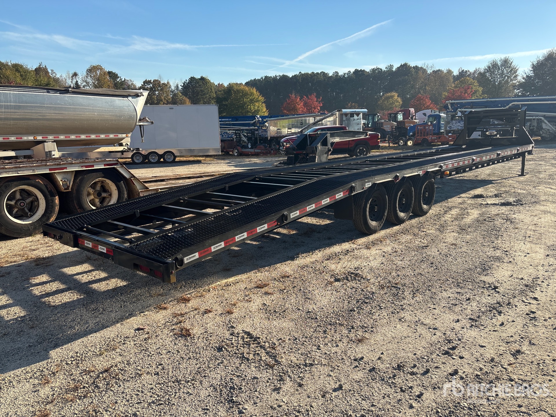 General Appearance with Bild, Ecke hinten rechts