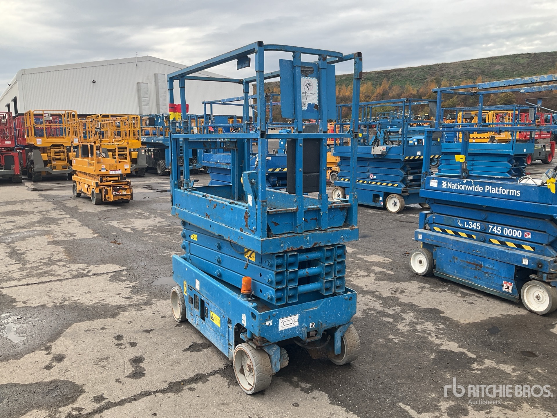 General Appearance with Foto, angolo anteriore destro