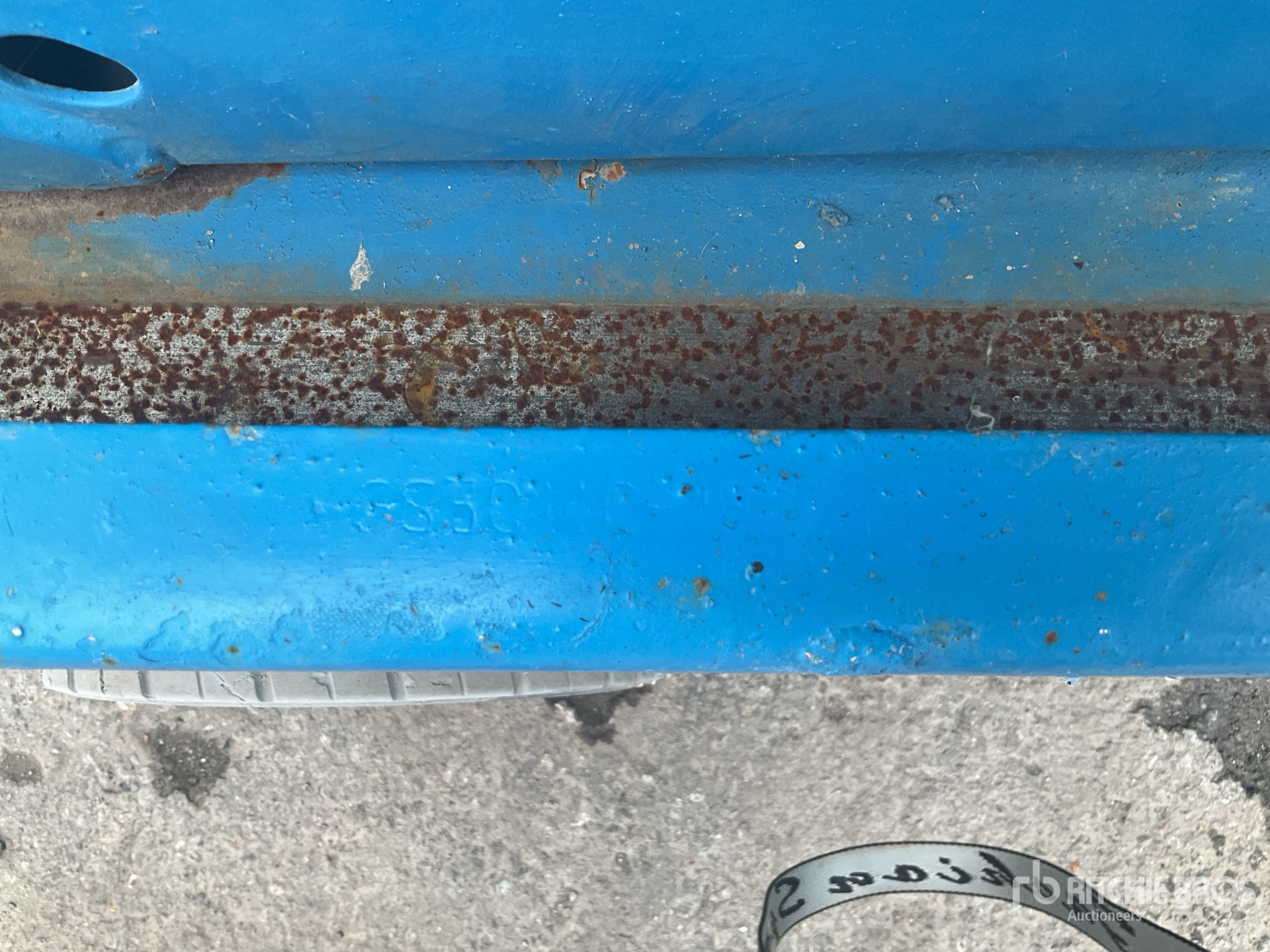 General Appearance with Numero seriale/numero d’identificazione del veicolo (VIN)