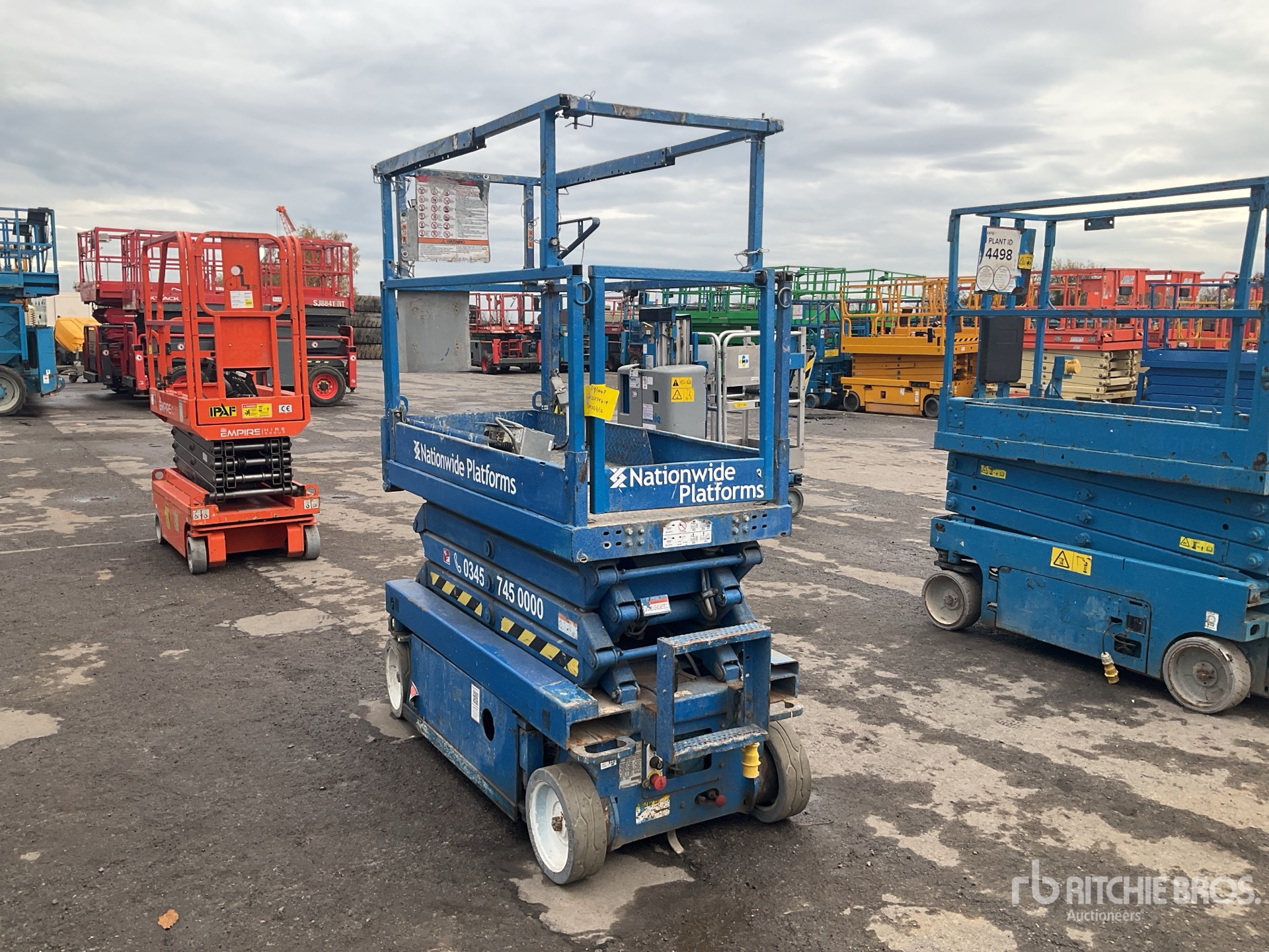 General Appearance with Foto, angolo posteriore sinistro