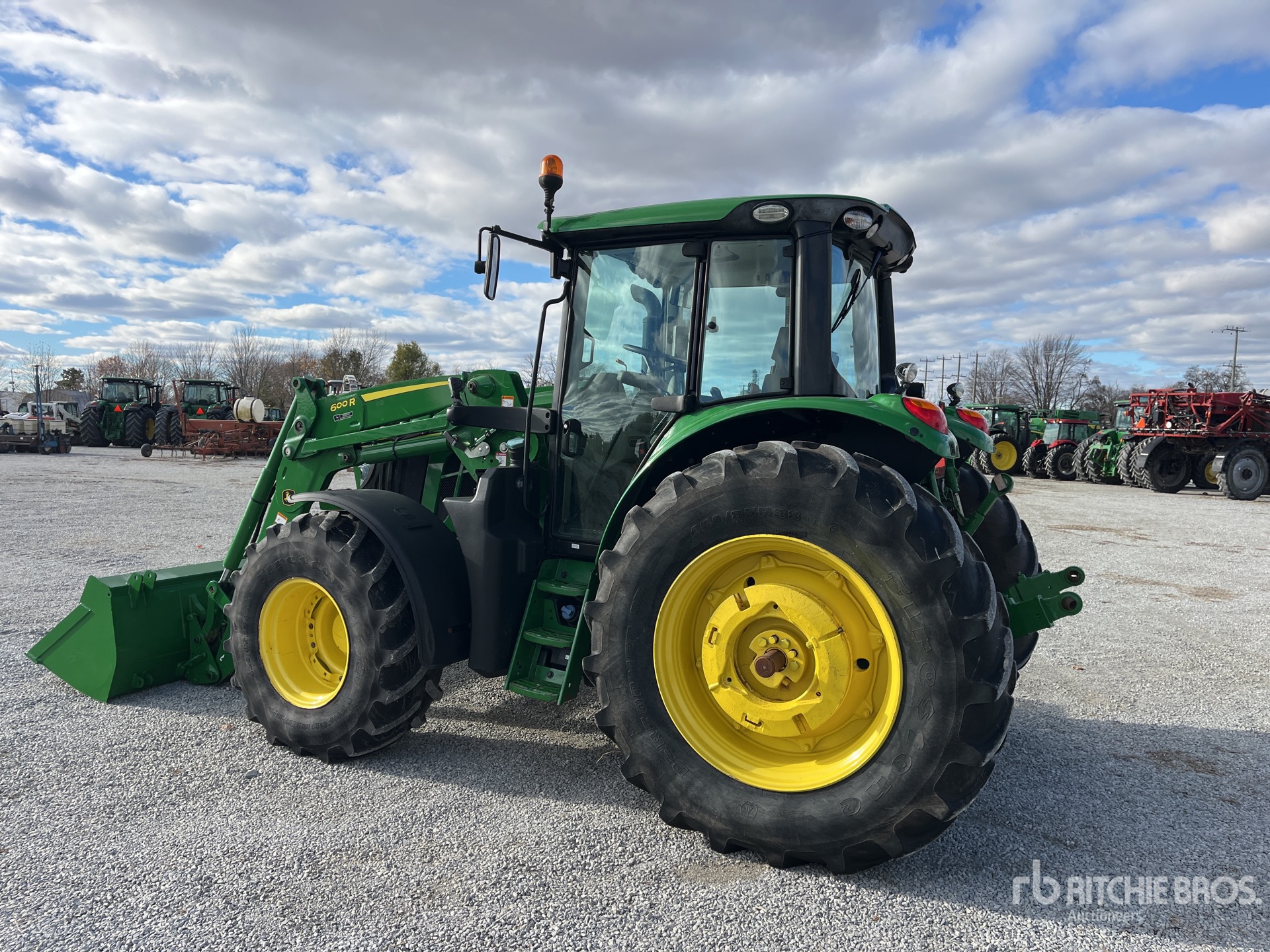 Aspect général with Image, coin arrière gauche