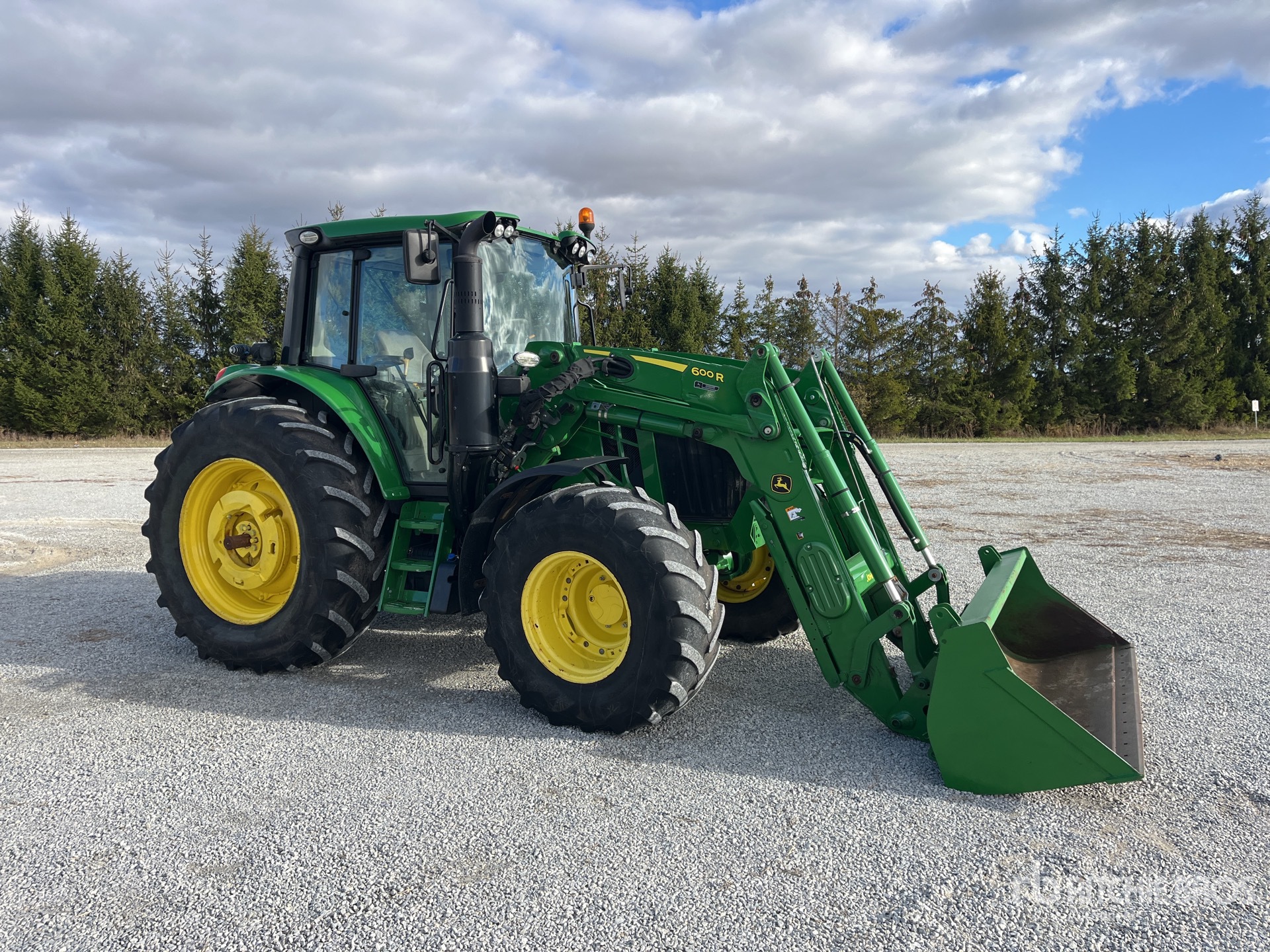 Aspect général with Image, coin avant droit