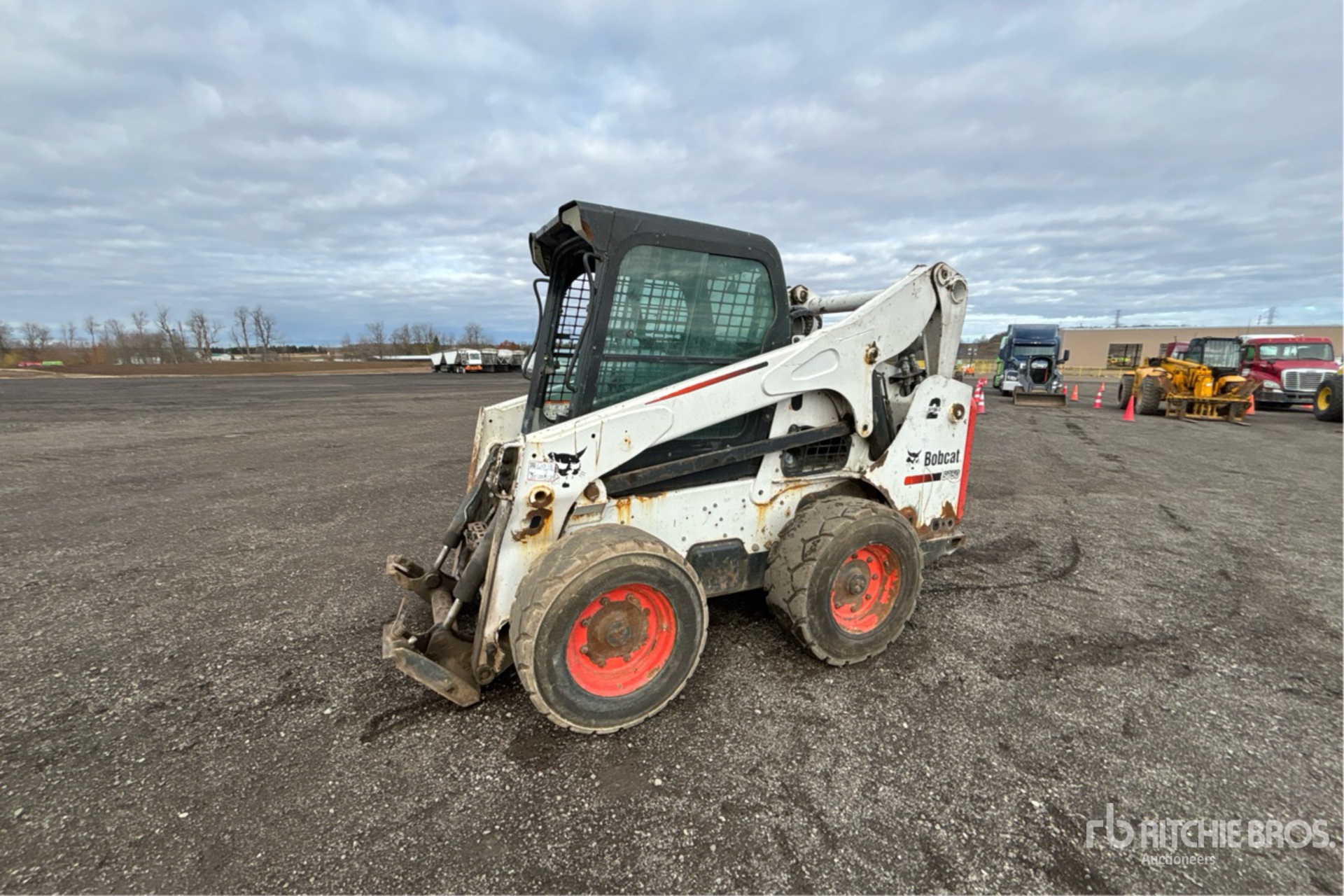 General Appearance with Picture, Left Front Corner