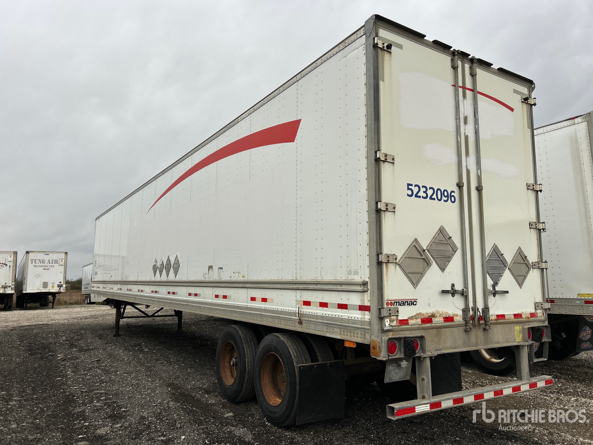 General Appearance with Bild, Ecke hinten links