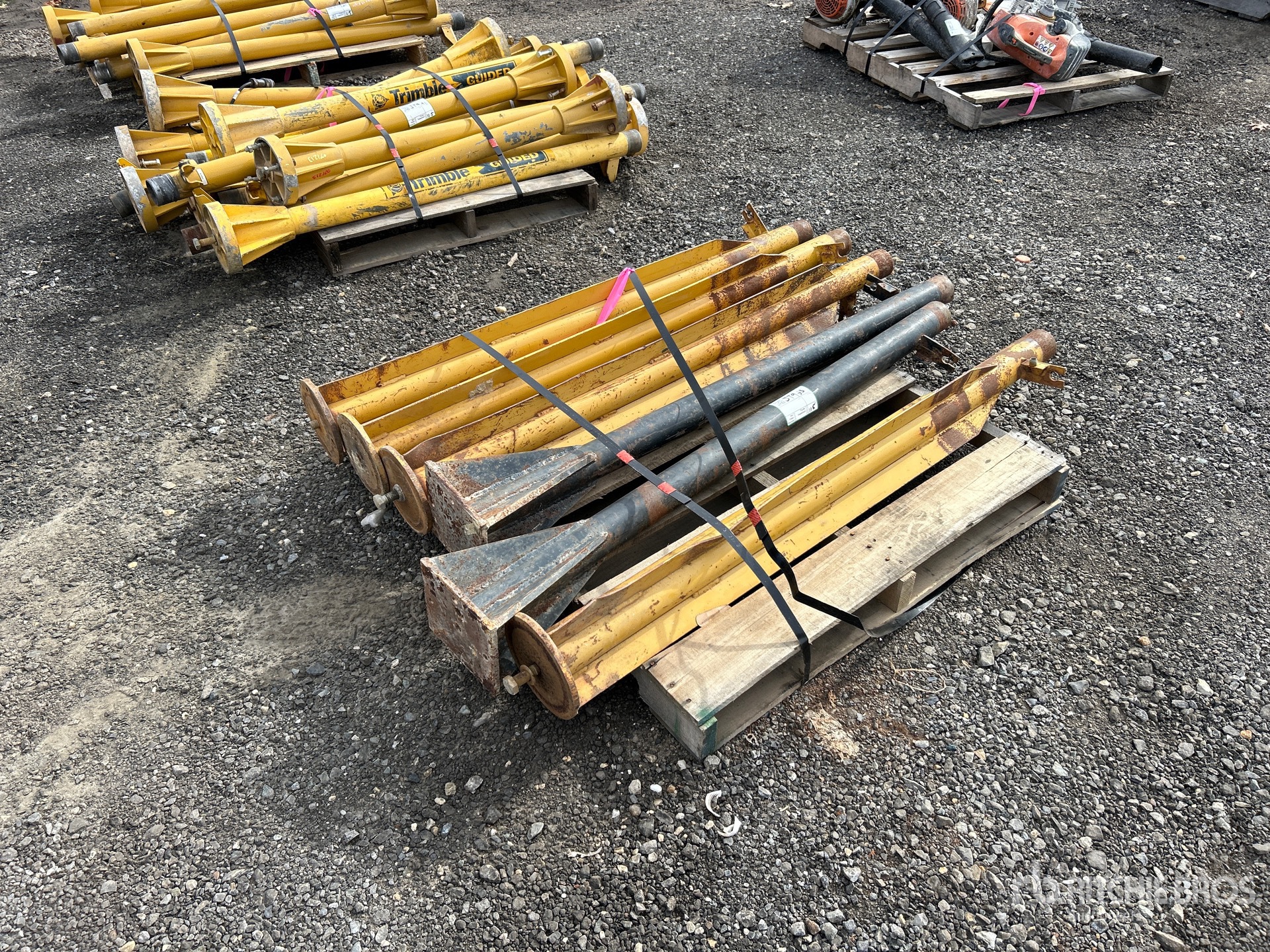 General Appearance with Image, coin avant droit