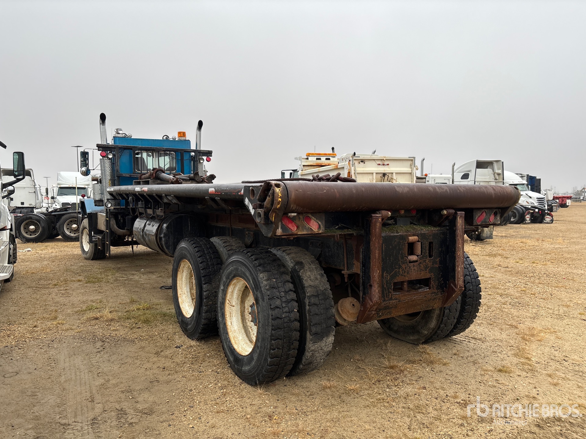 General Appearance with Bild, Ecke hinten links