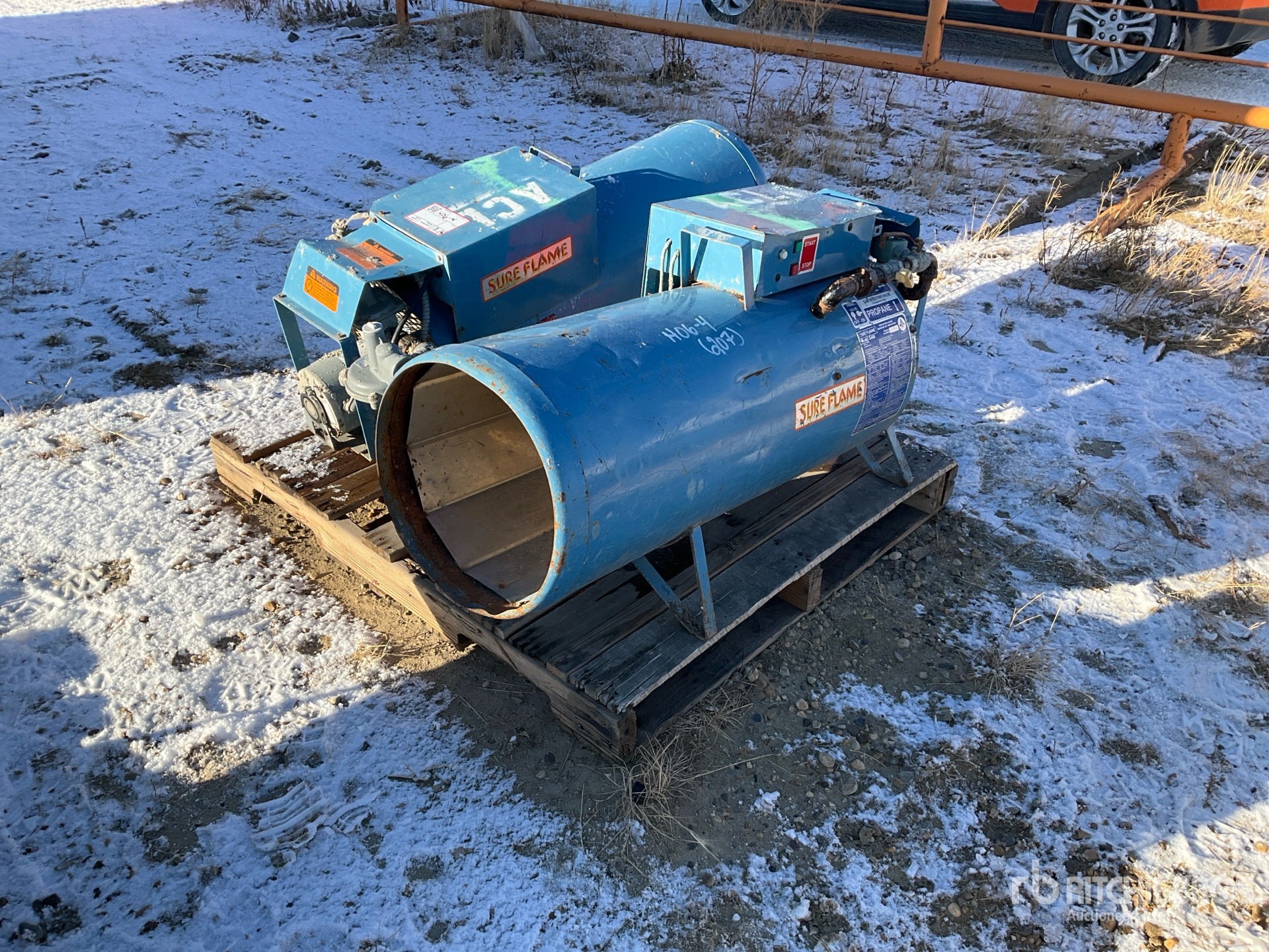 General Appearance with Picture, Left Rear Corner