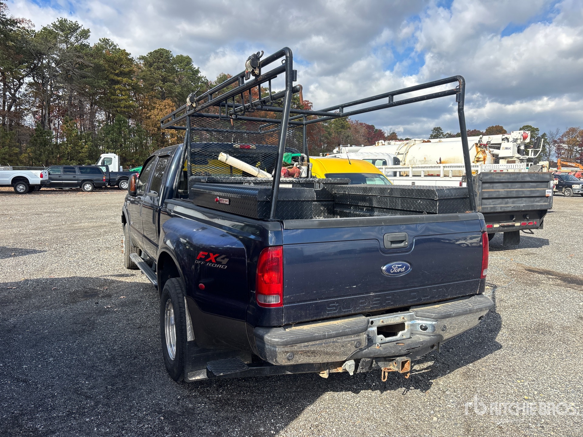 General Appearance with Imagen: esquina trasera izquierda