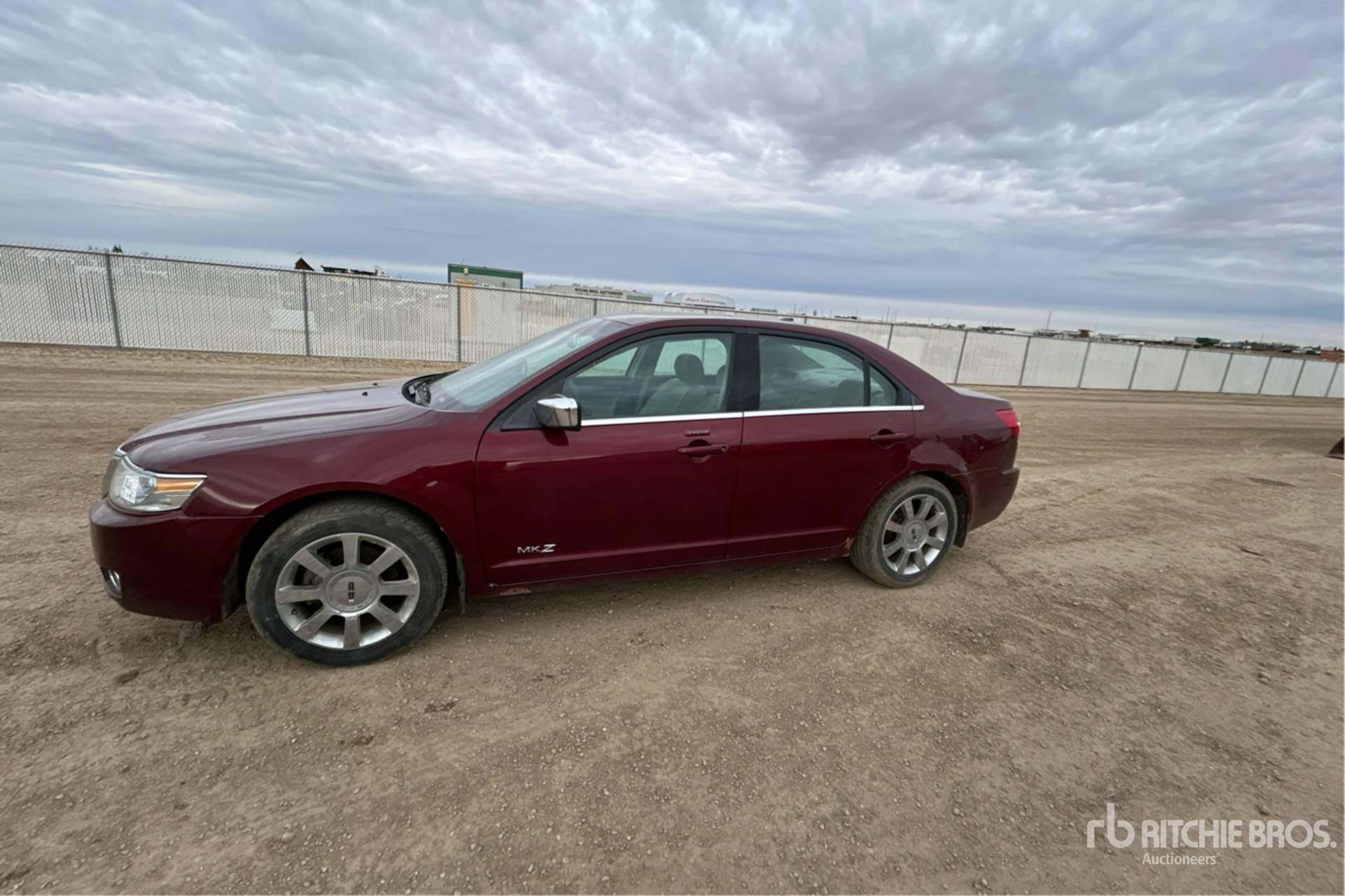 General Appearance with Image, coin avant gauche