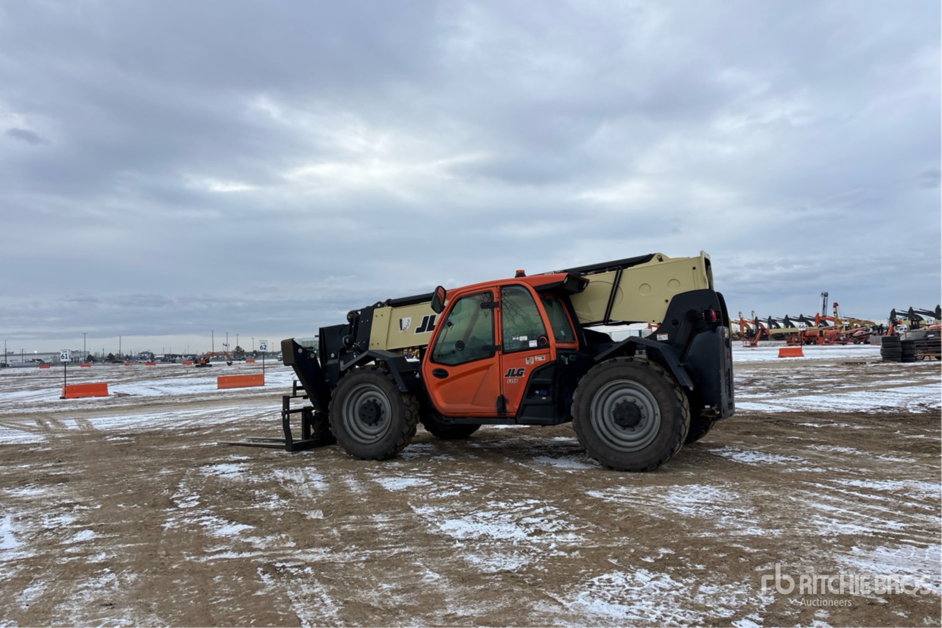 General Appearance with Imagen: esquina trasera izquierda