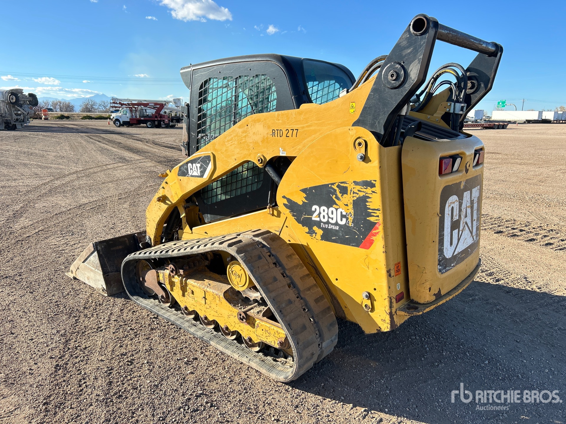 General Appearance with Foto, angolo posteriore sinistro