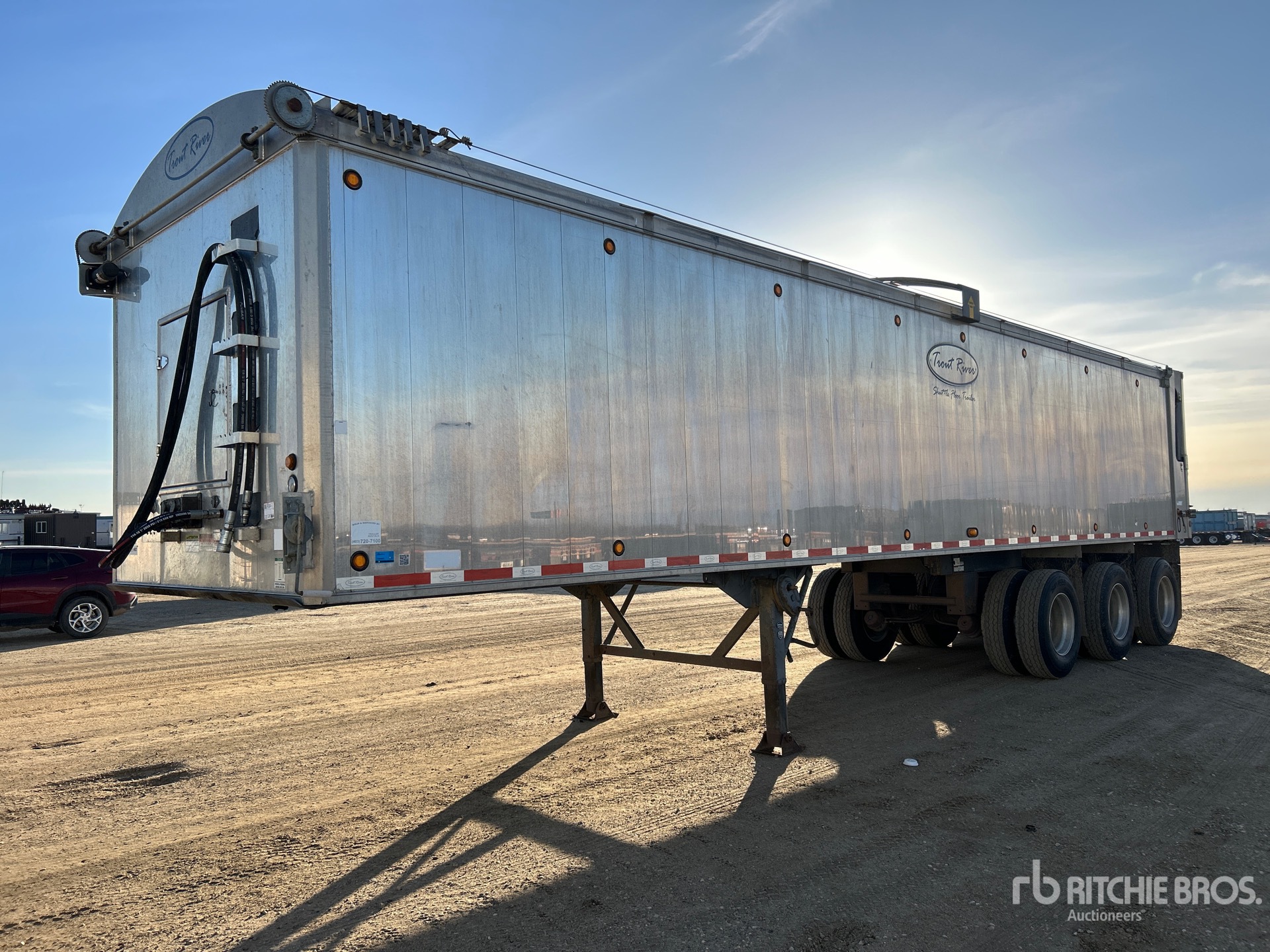 General Appearance with Image, coin avant gauche